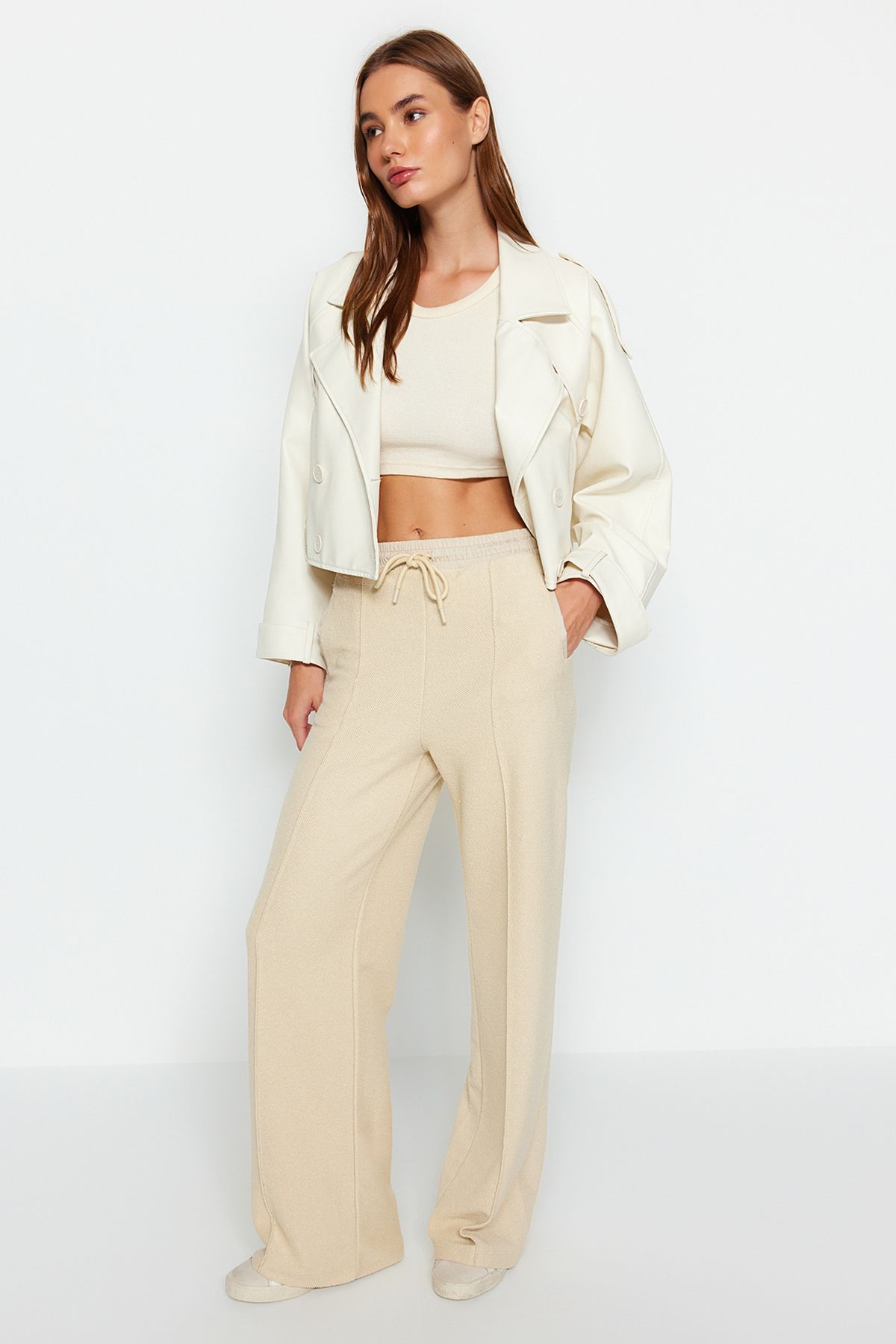 complete the look image