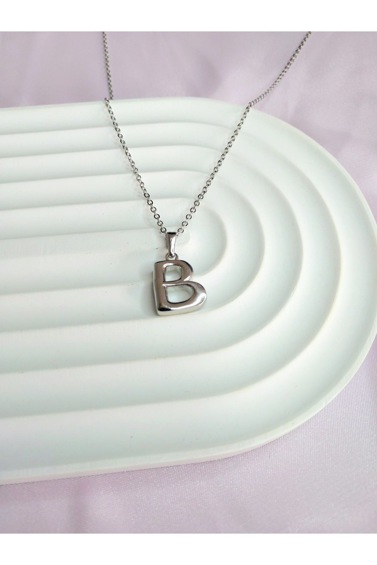 Alexis Carrel-Women's Silver Plated Balloon Letter B Necklace, Bubble Letter Necklace 2