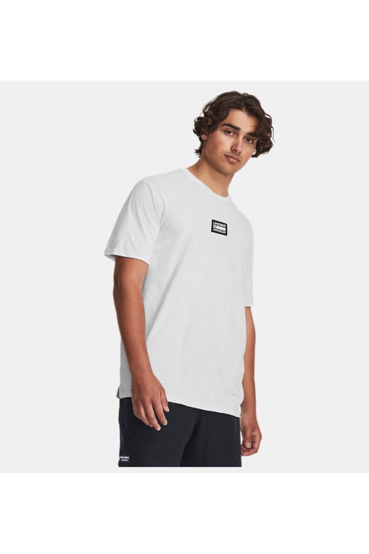 تی شرت سفید مردانه آستین کوتاه و شستشوی هسته ای در UA 1379552 014 Under Armour