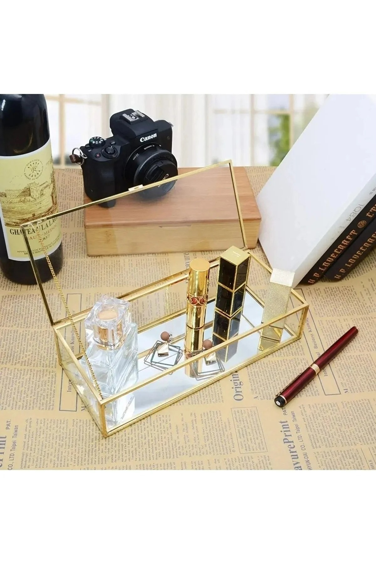 Cam Sunumluk Kapaklı Sandık Çikolata Şeker Ve Takı Kutusu 25x14 Cm - Metal Çerçeveli 4