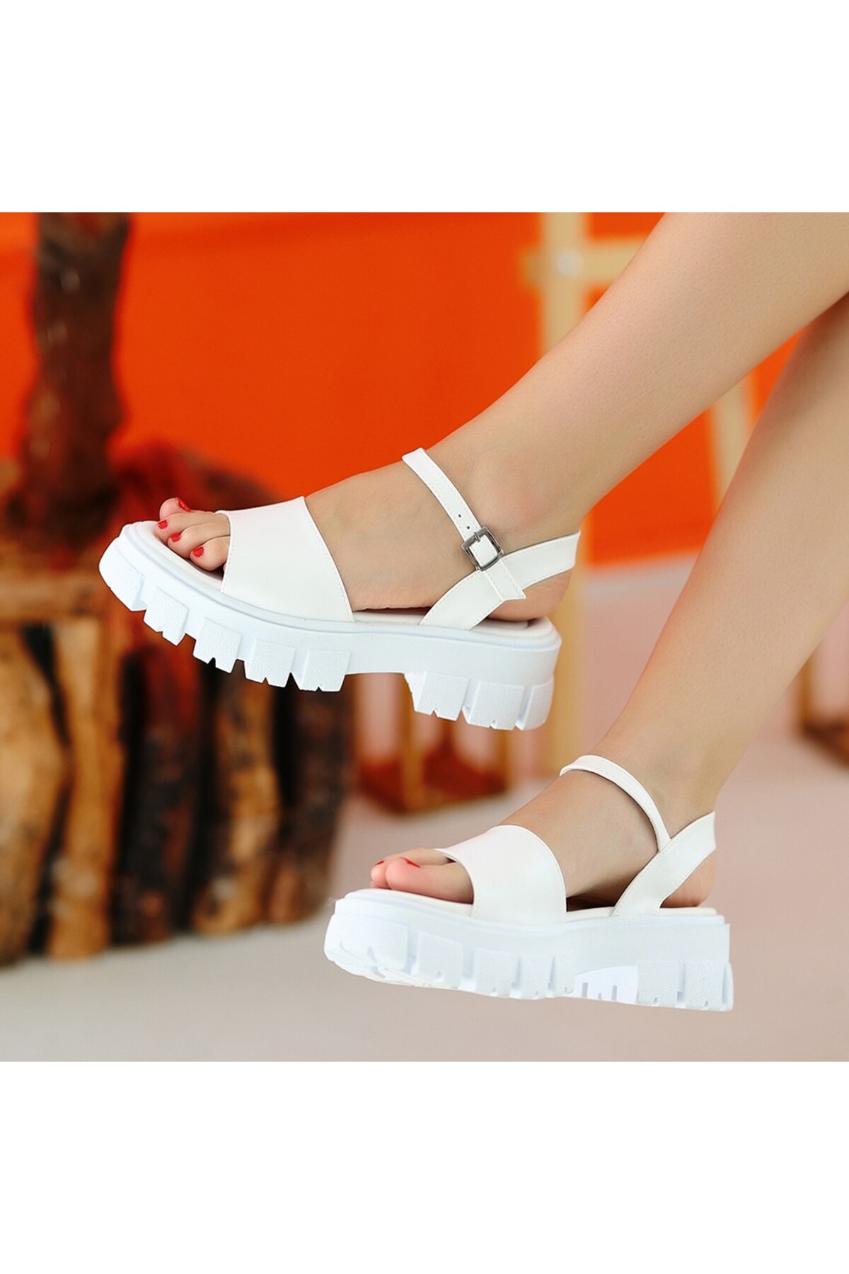 Fian Beyaz Cilt Sandalet