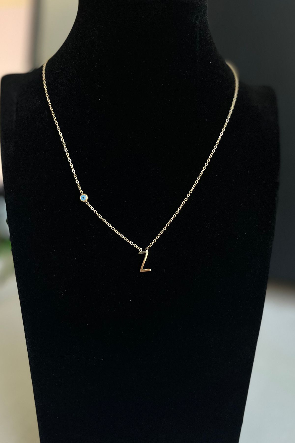 Z shop pendant necklace