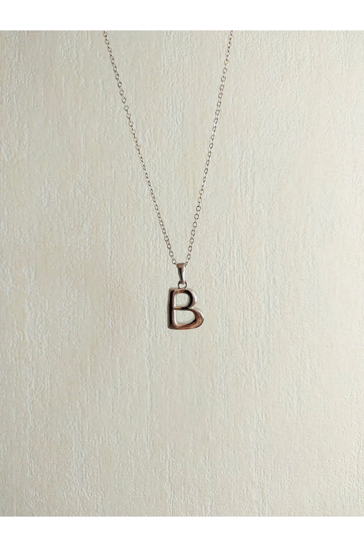 Alexis Carrel-Women's Silver Plated Balloon Letter B Necklace, Bubble Letter Necklace 5