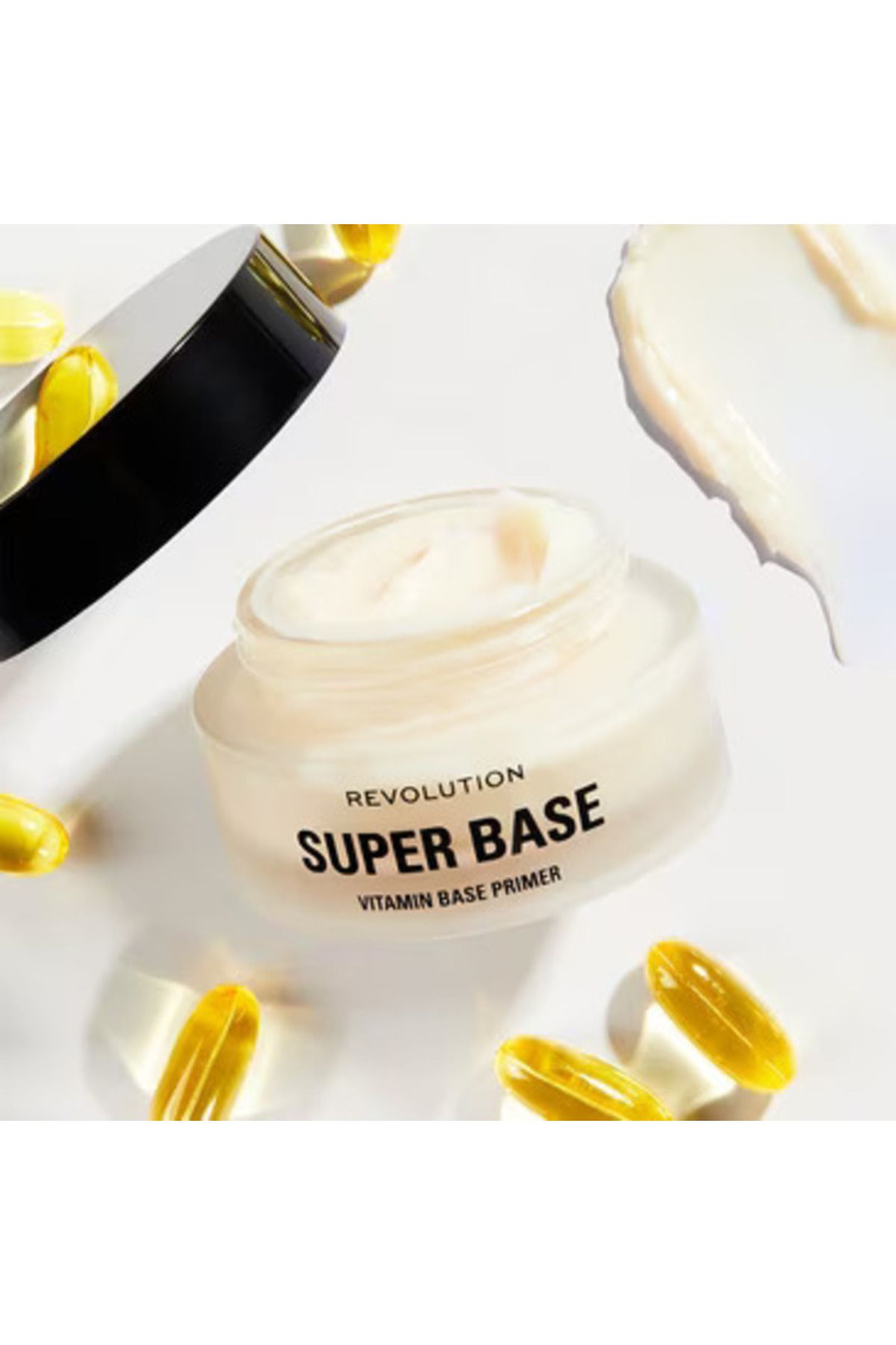 Revolution-Superbase Vitamin Base Primer 3