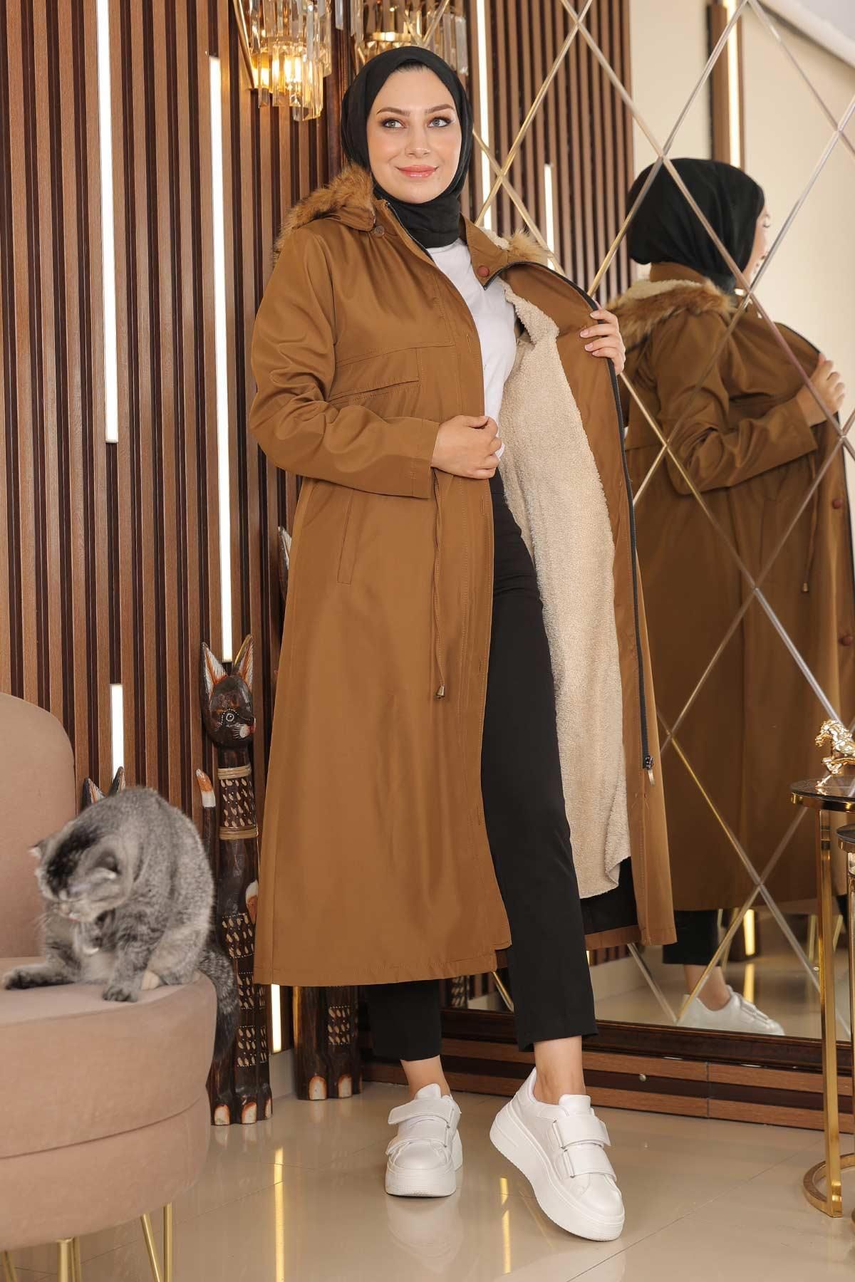 complete the look image