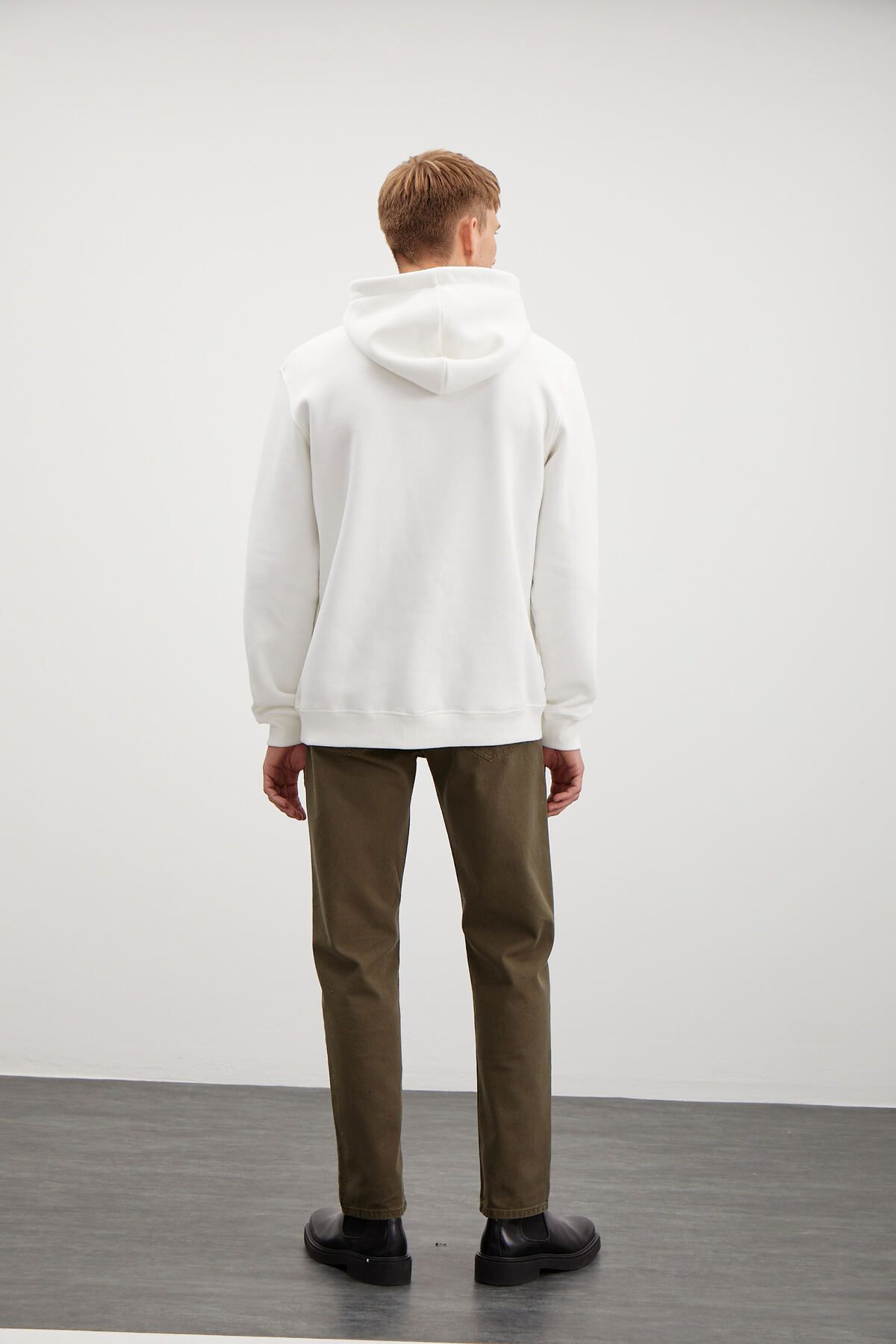 complete the look image