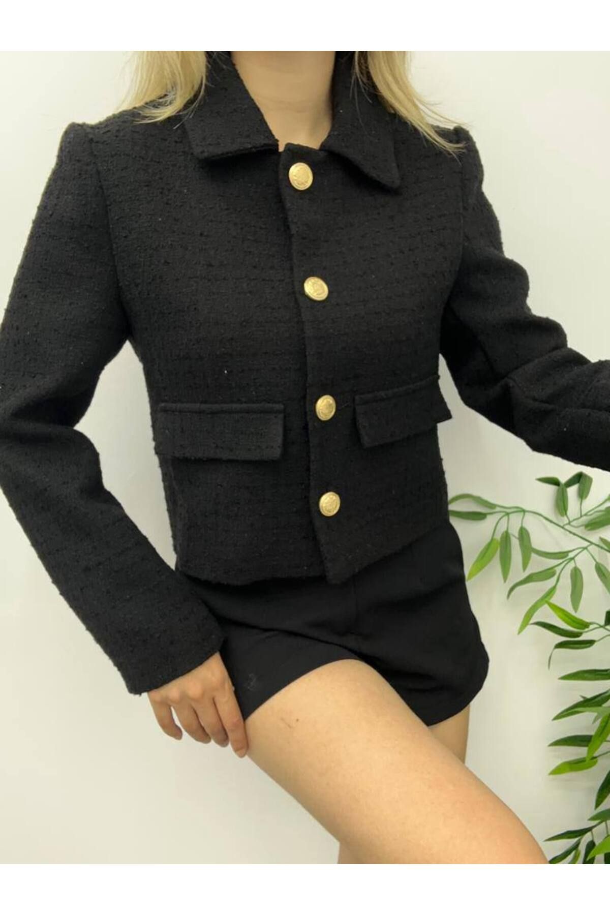 PODER A BUT K TWEED GOLD BUTTON DETAIL SHORT JACKET