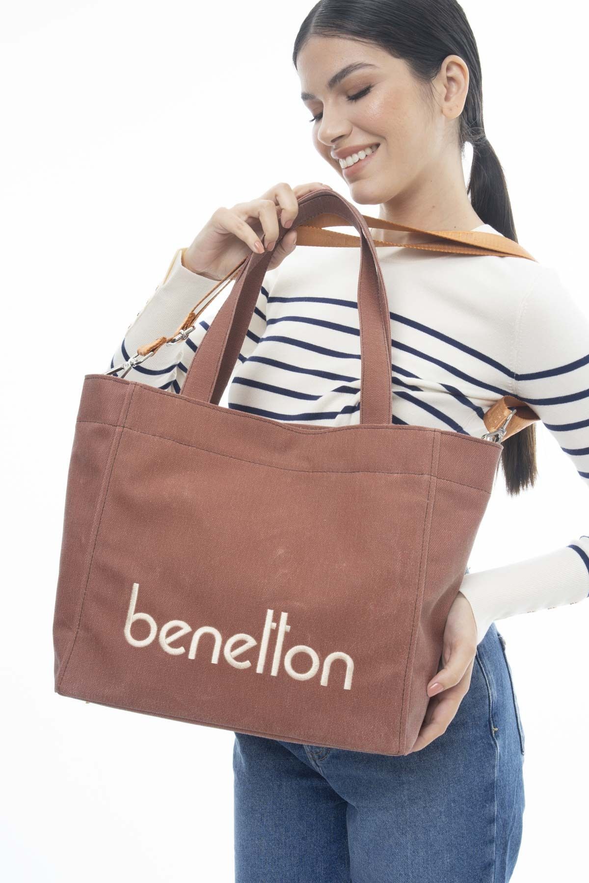 Benetton shoulder bags store