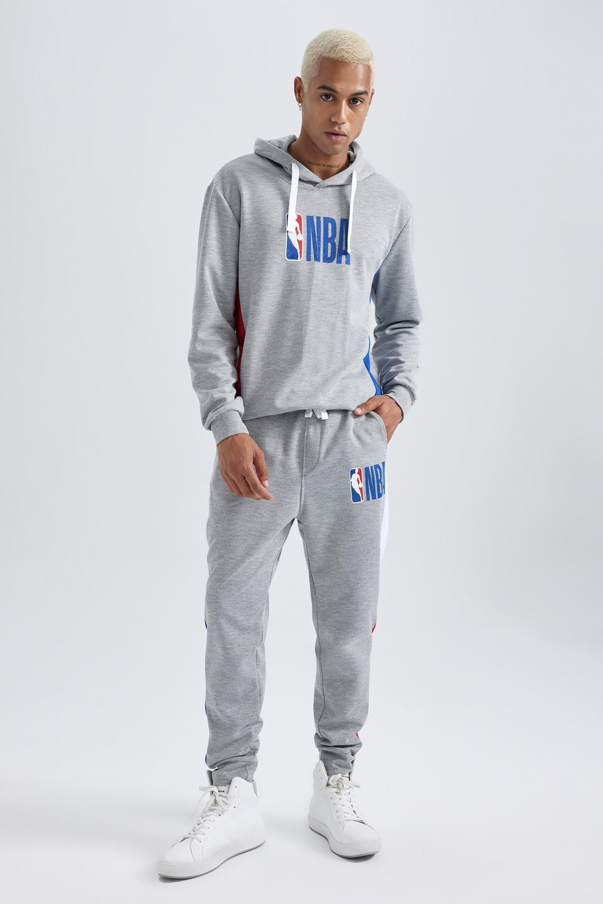 Blue BOYS & TEENS Boys' Defacto Fit Regular Fit Thick Sweatshirt Fabric NBA  New York Knicks Licensed Hoodie Sweatshirt 2662671