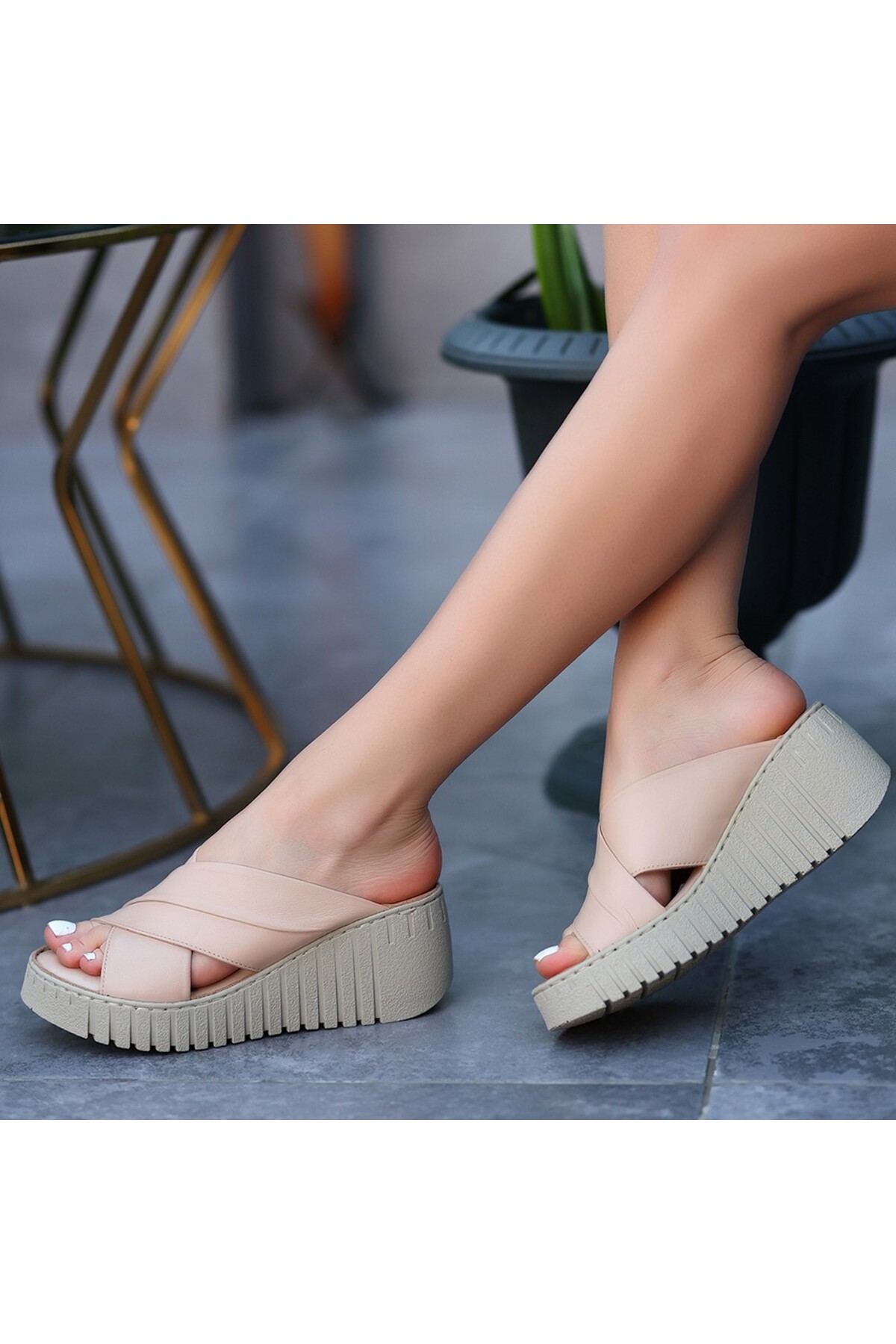 Loss Ten Cilt Dolgu Topuk Terlik