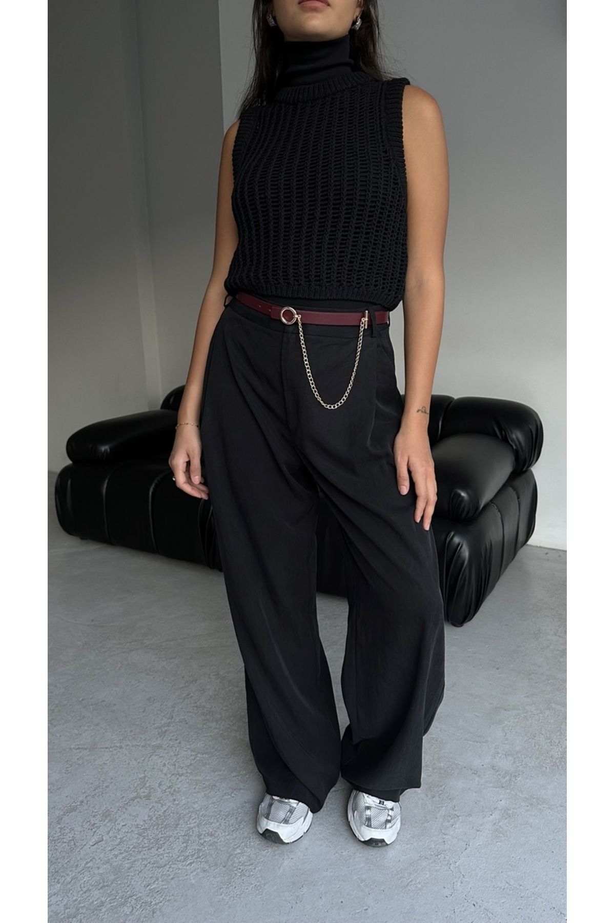 Dangle belt shop