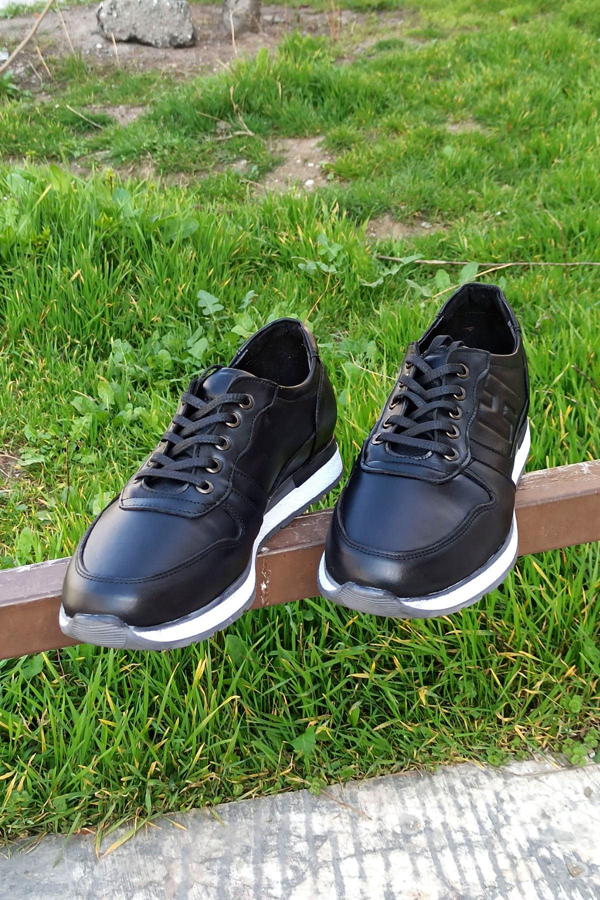 Men's madaket leather top sneakers