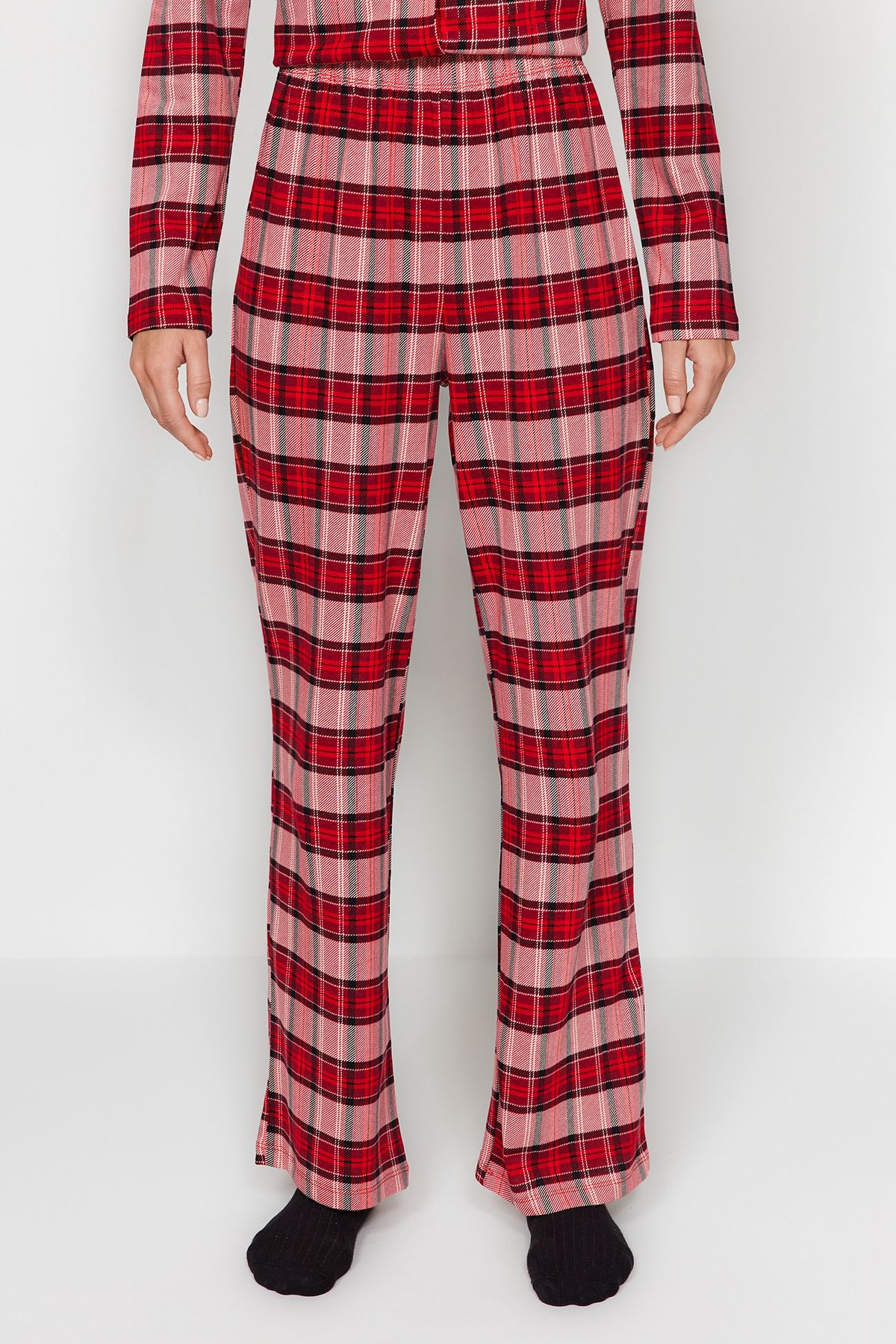 Trendyol Collection-Rot kariertes Pyjama-Set aus T-Shirt und Hose mit Hirsch-Motiv - Thmaw24pt00053 7