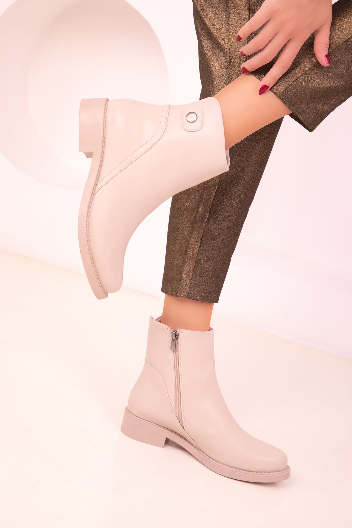 SOHO Ankle Boots Beige Block