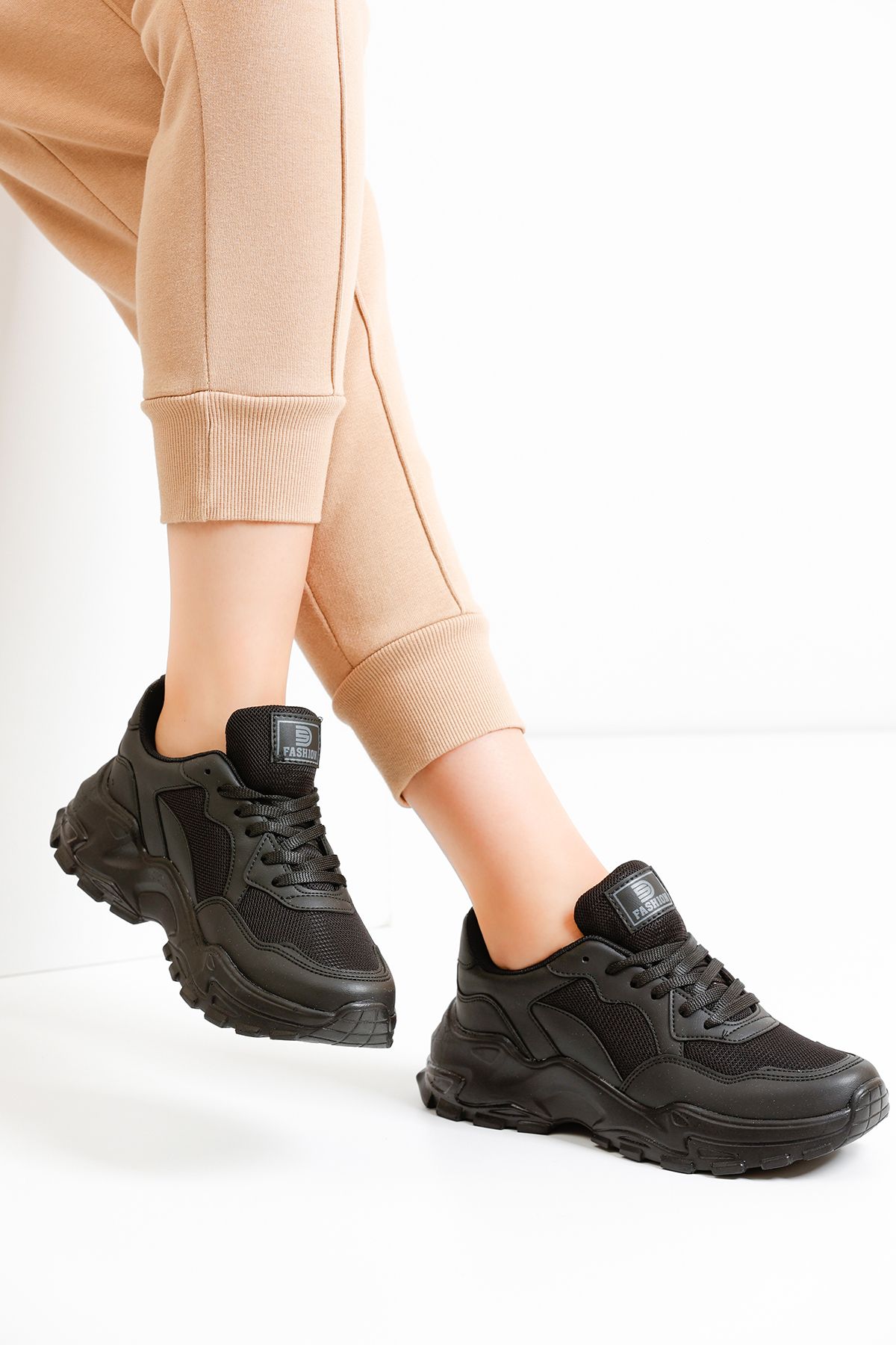 en7-Women's Black Sneakers 0159 3