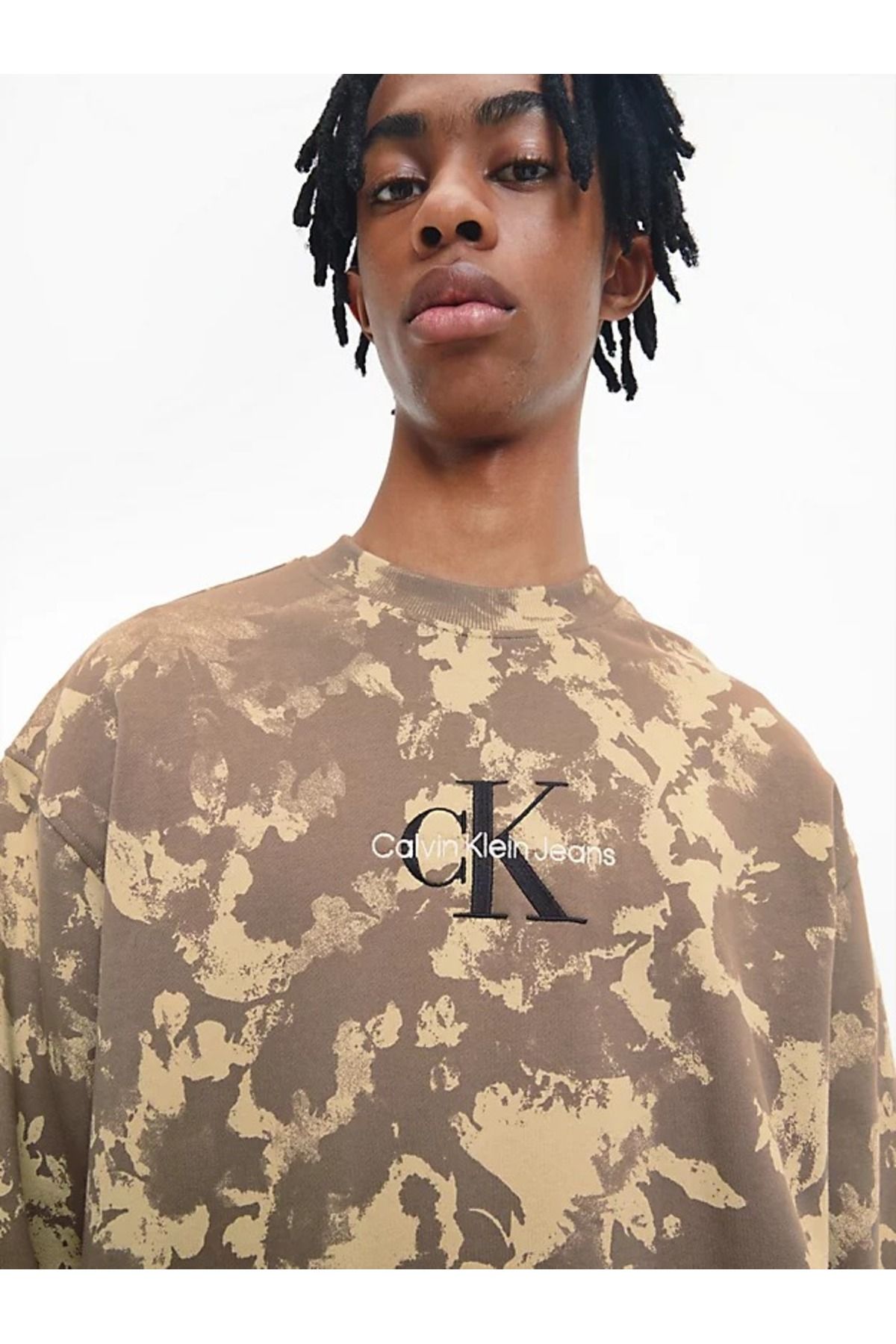 Calvin Klein jeans CAMO CREW NECK UNISEX Sweatshirt Trendyol