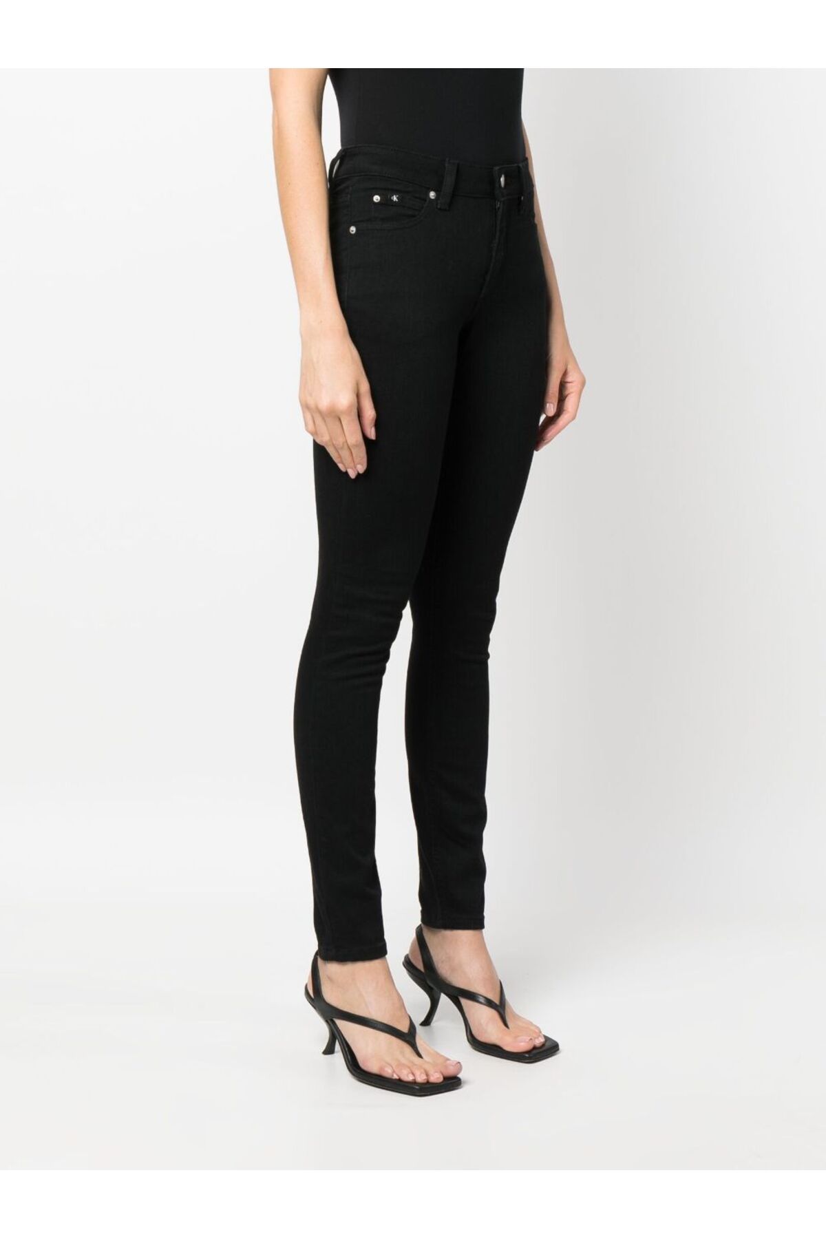 Calvin Klein پارچه بافت زنانه معمولی کمر راست مدل جین مشکی J20J221582-1BY