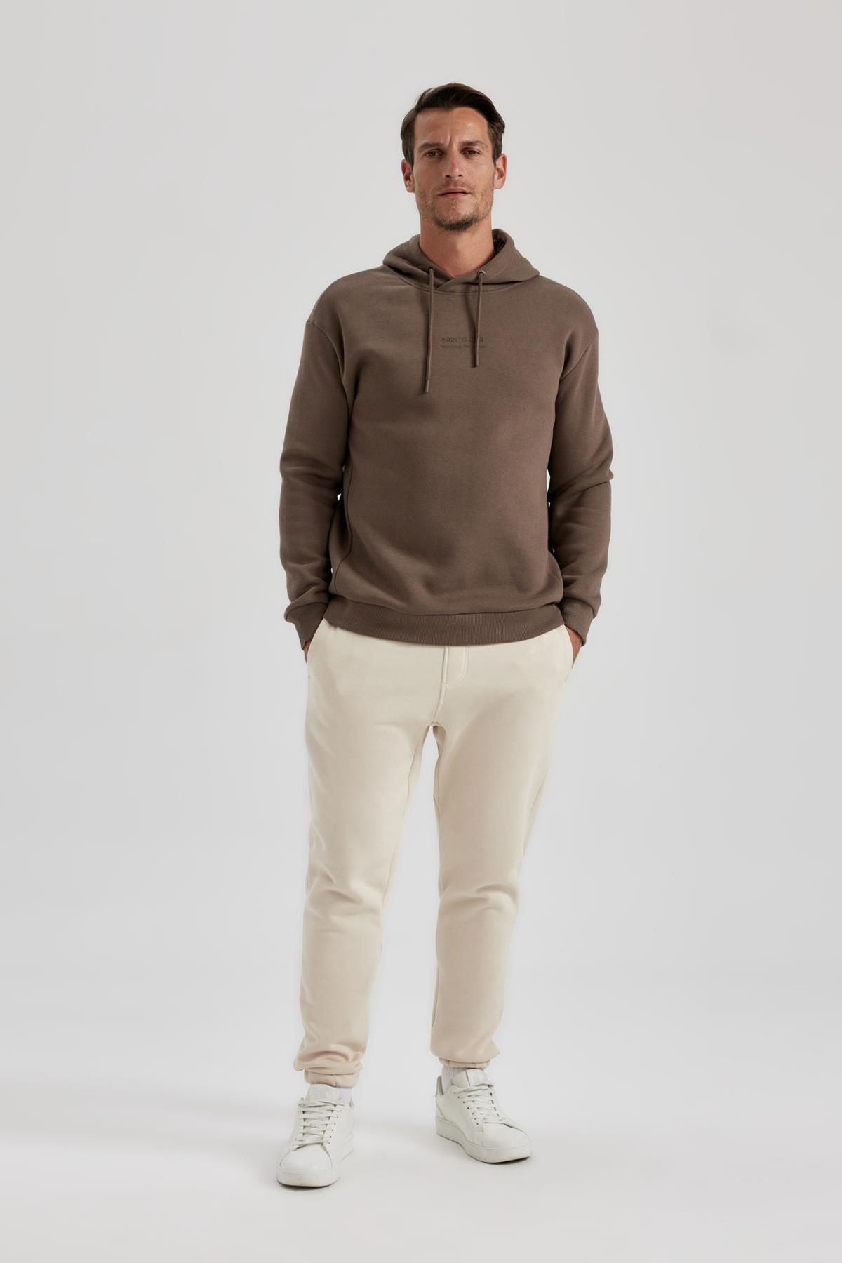 complete the look image