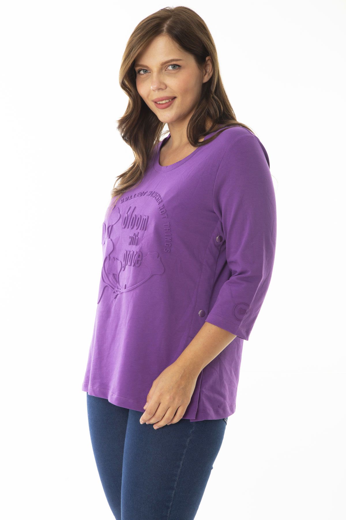 ans Women s Large Size Purple Sweatshirt with Snap Buttons on the