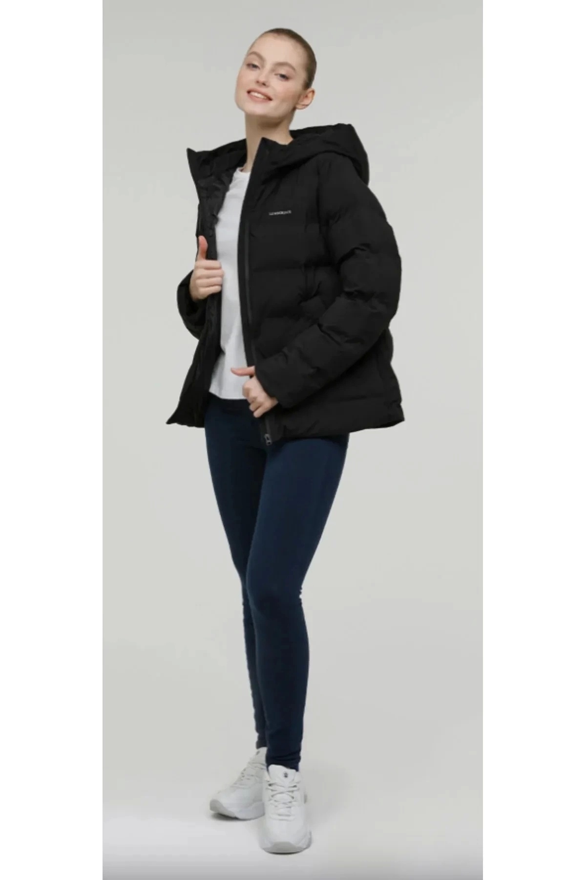 complete the look image