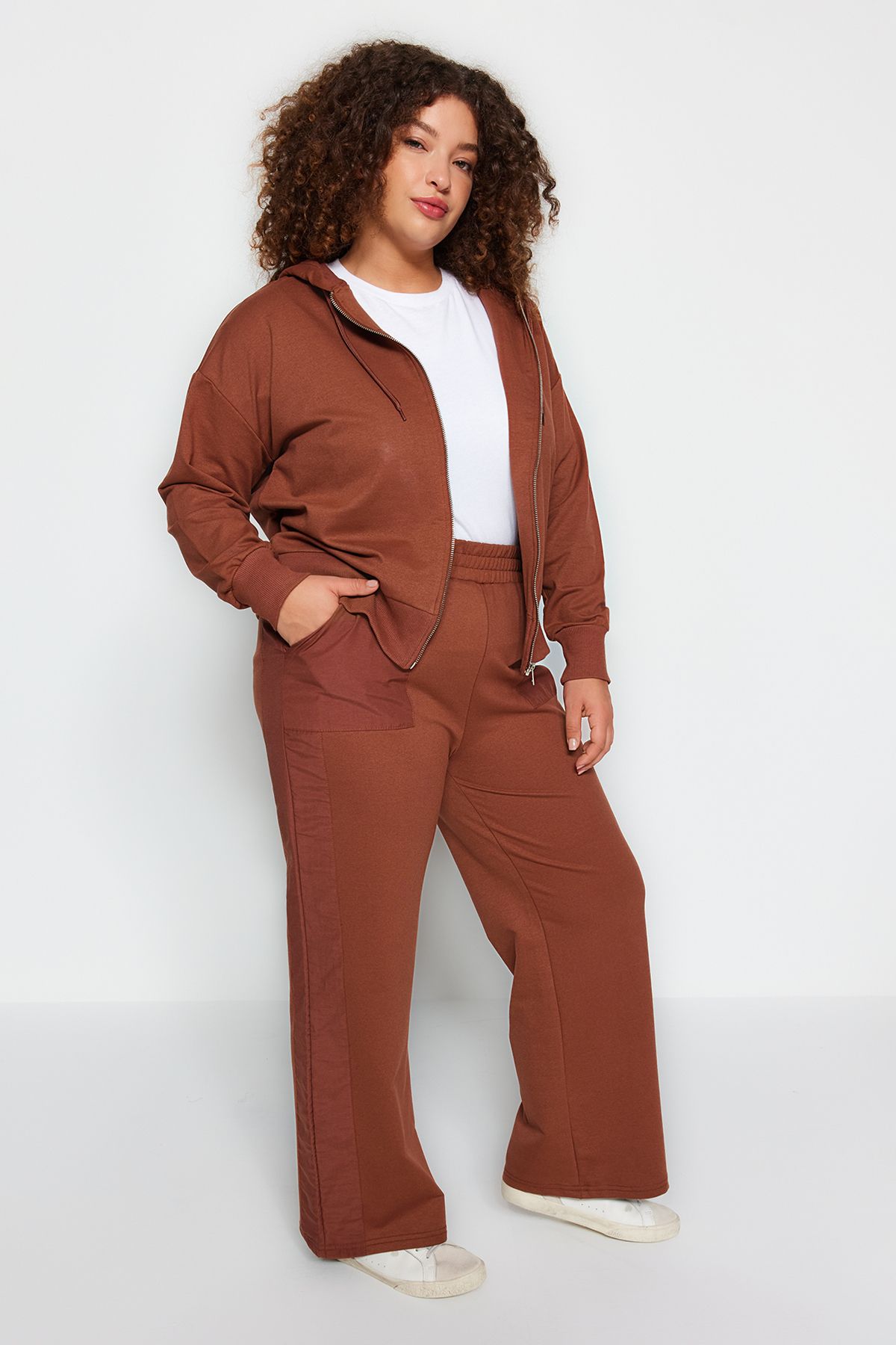 Trendyol Curve Plus Size Sweatsuit Set Brown Oversize Trendyol