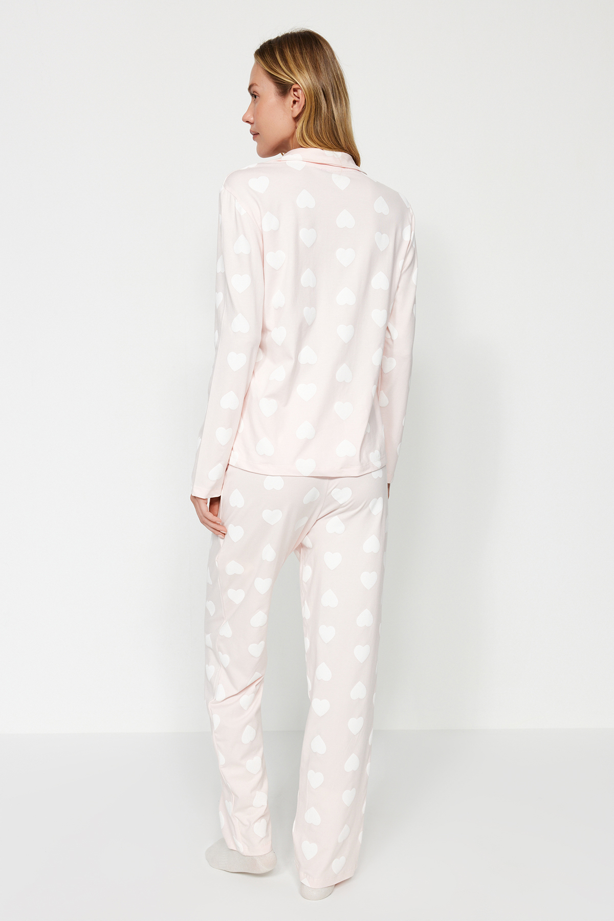 Trendyolmilla  Pudra %100 Pamuklu Kalpli Gömlek-Pantolon Örme Pijama Takımı THMAW24PT00253 - Görsel 6