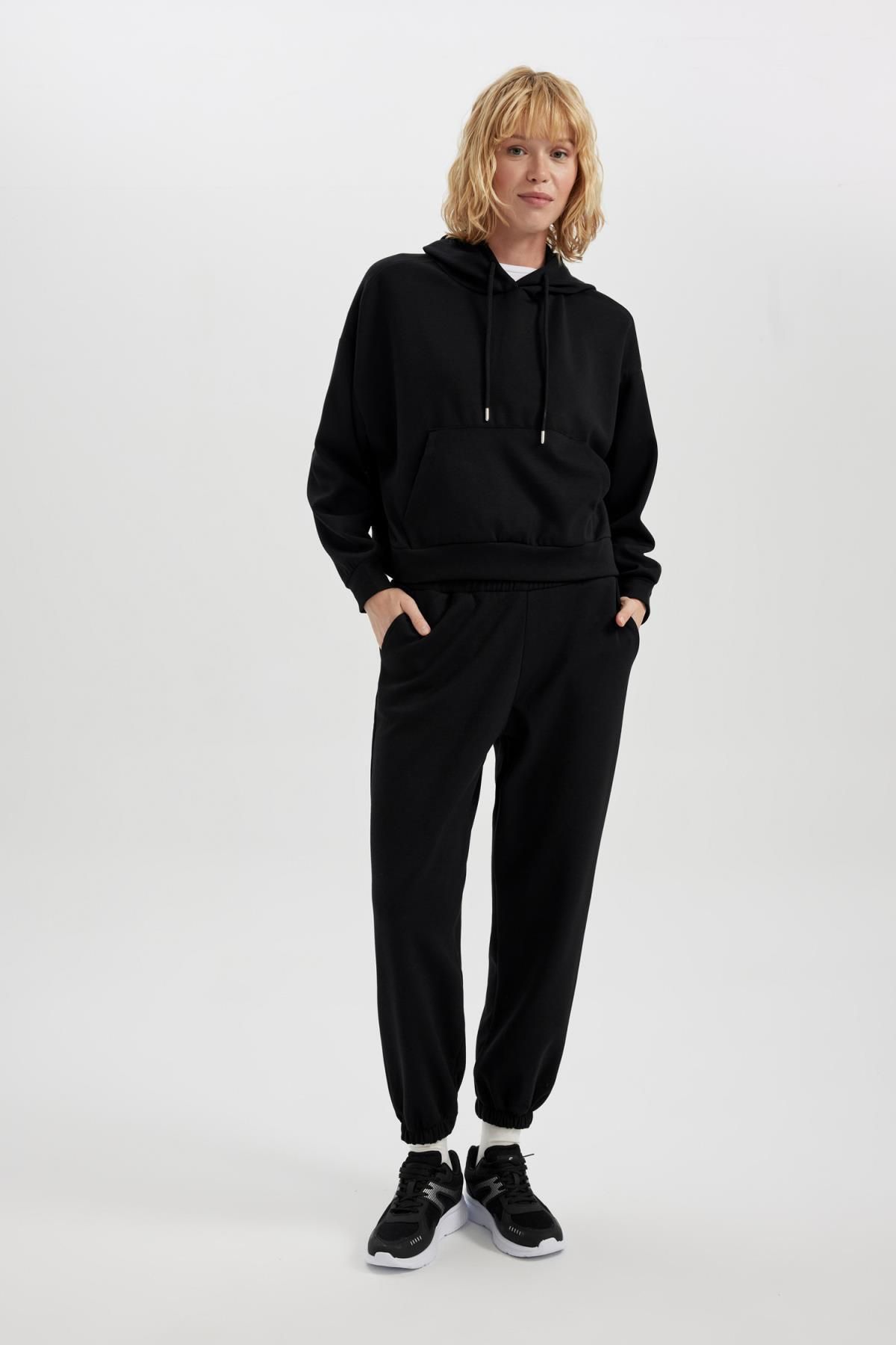 Oversized on sale black jogger