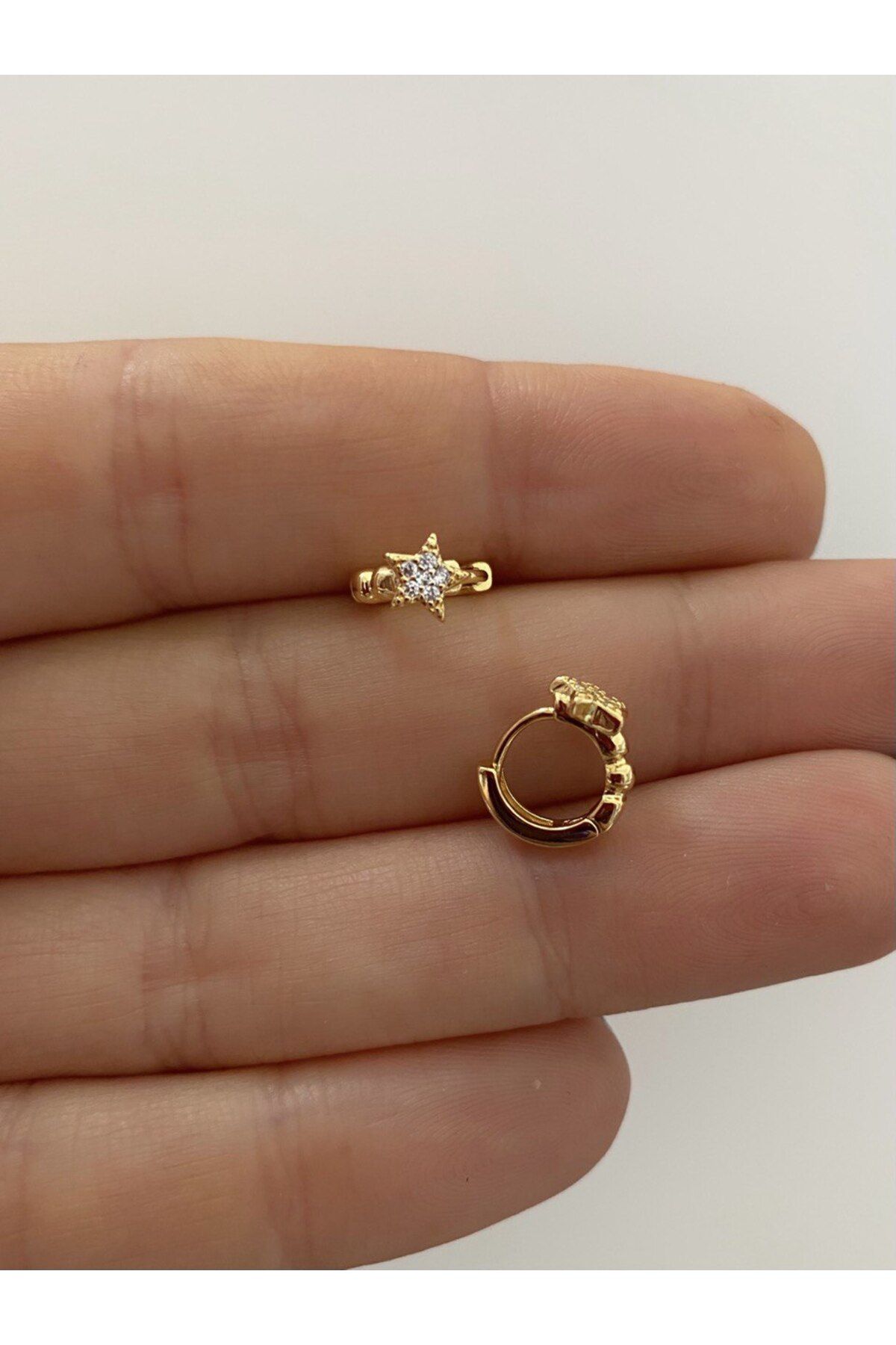 Cerahi Çelik Zirkon Taşlı Tragus Helix Lobe Kıkırdak Uyumlu Halka Piercing