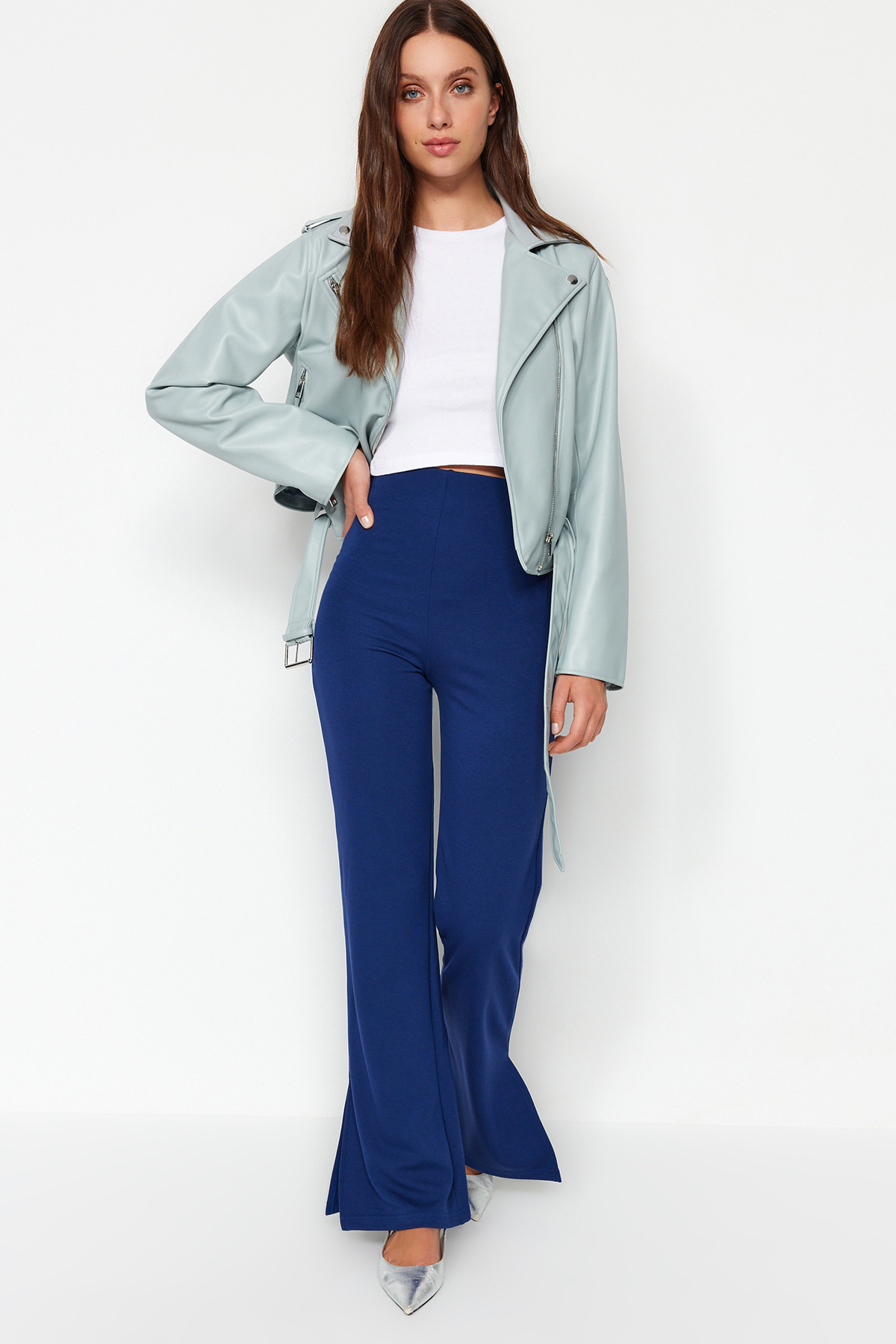 Trendyolmilla  Indigo Yanları Yırtmaçlı Flare/İspanyol Paça Yüksek Bel Örme Pantolon TWOSS23PL00134 - Görsel 3