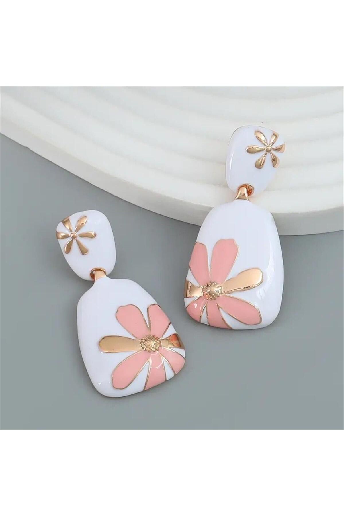 Pelin Aksesuar Salmon Pink Flower Dangle White Design Earrings