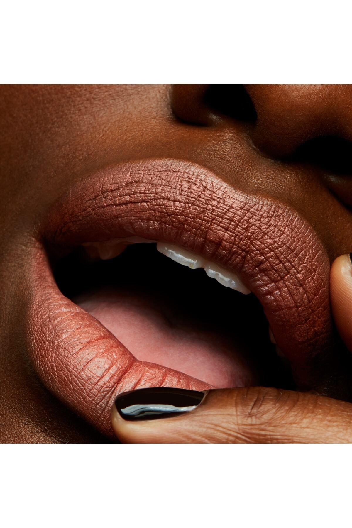M.A.C-Yash Lipstick - 3 Grams High Chromium Fabric 3