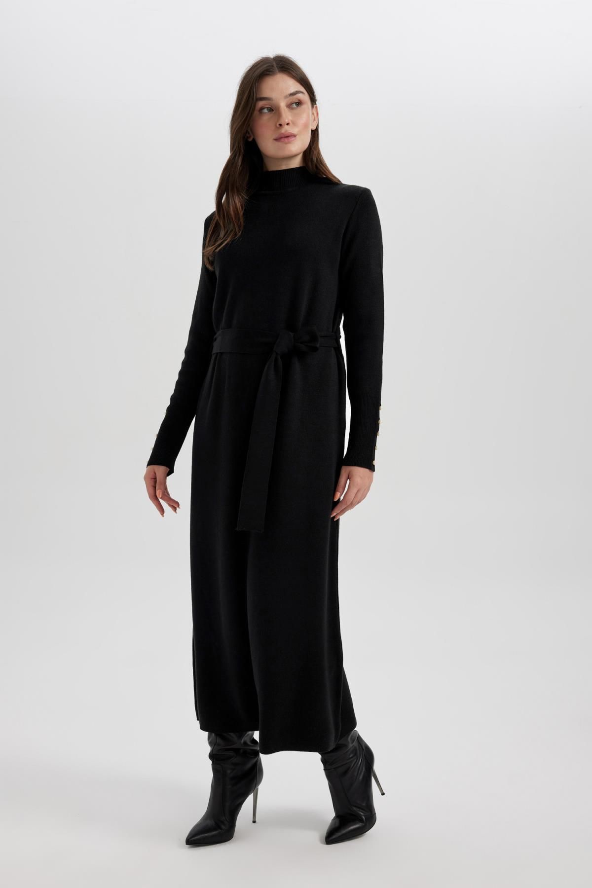 Defacto A-Linien-Kleid mit Rundhalsausschnitt und langen Ärmeln - Trendyol