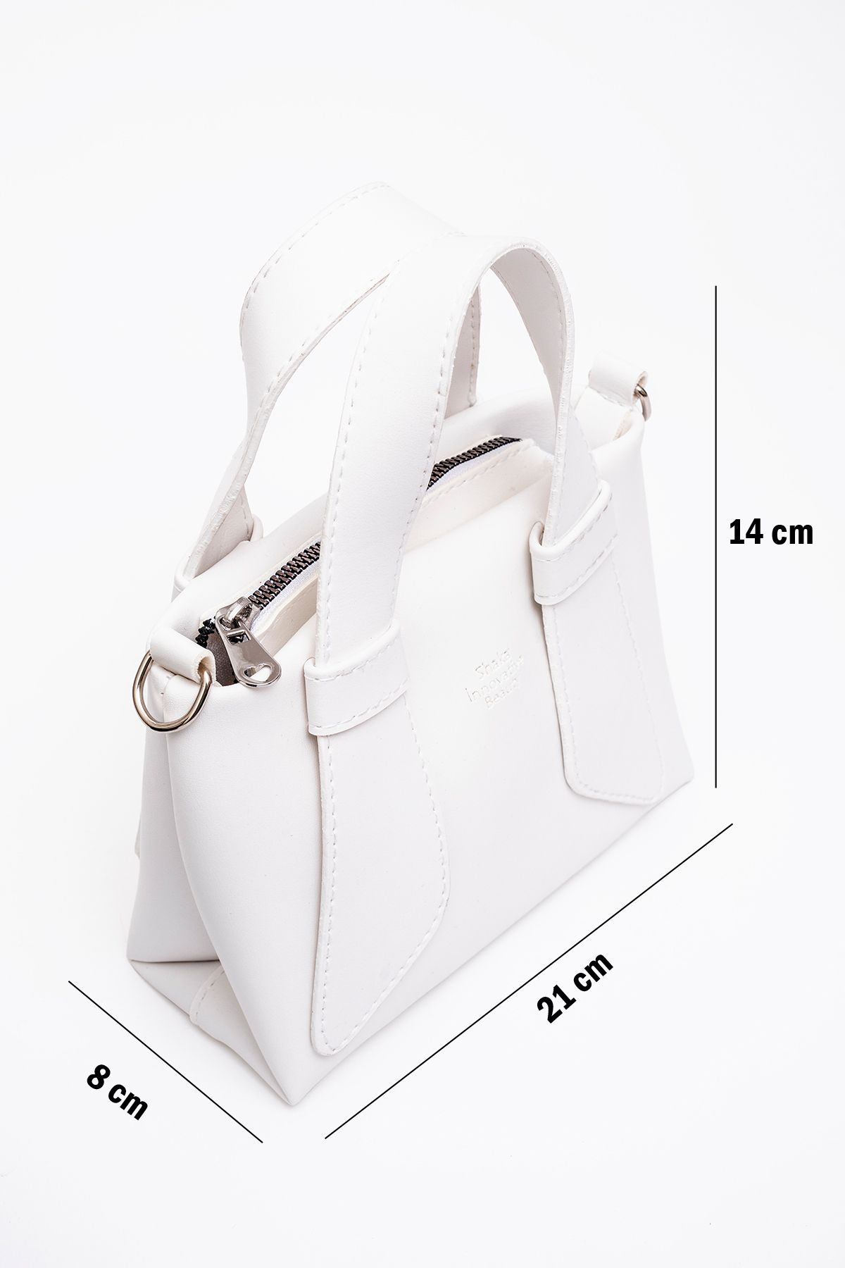 https://cdn.dsmcdn.com/ty1009/product/media/images/prod/SPM/PIM/20231005/17/b2db3ac8-1363-3f9d-b966-533f0340a390/1_org_zoom.jpg