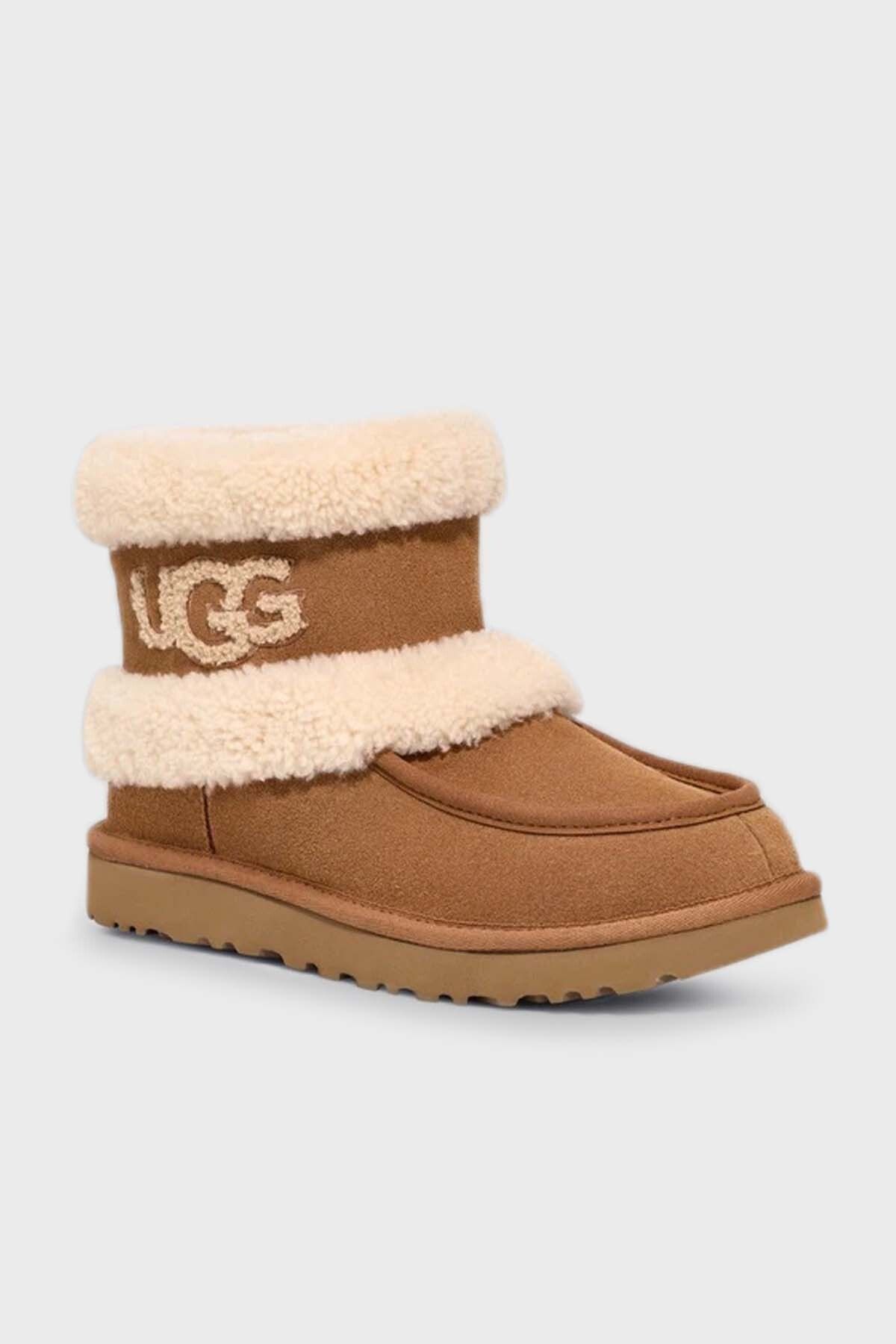 Shaggy hotsell boots uggs