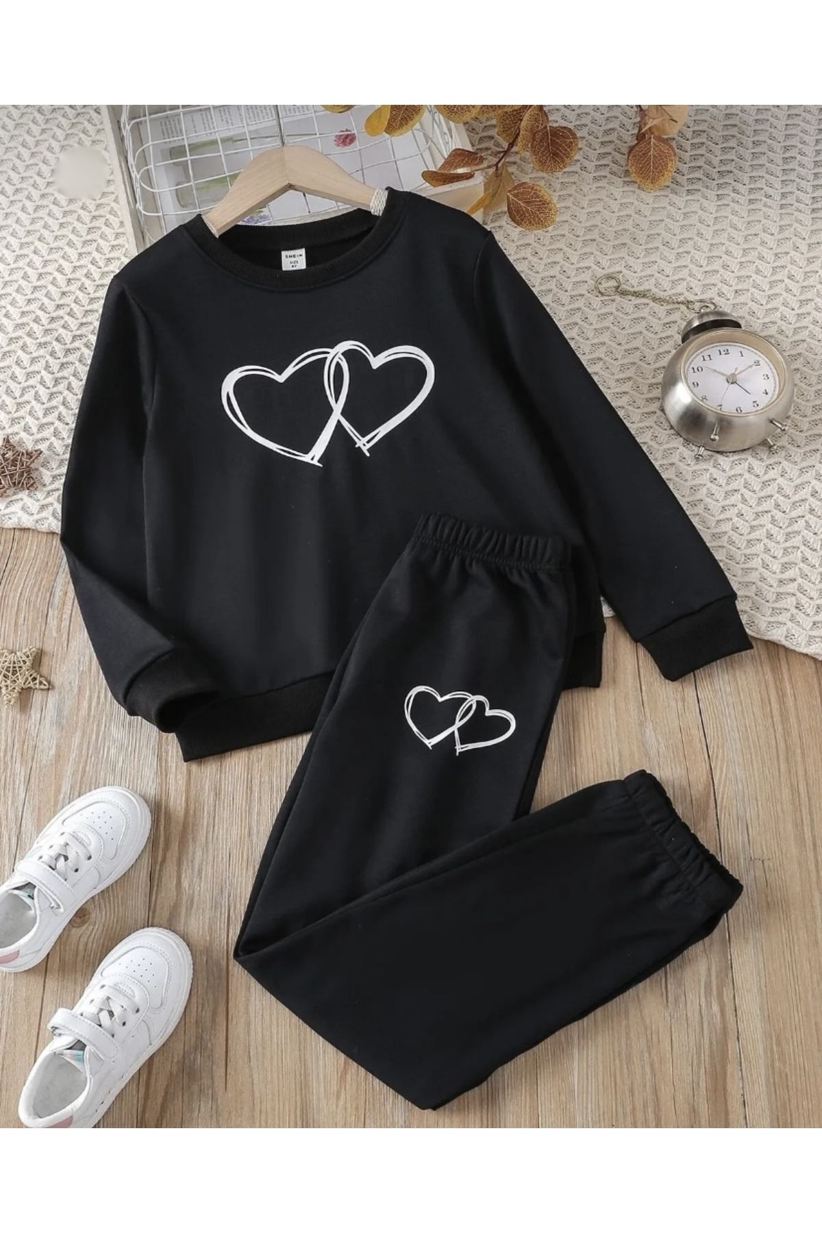 complete the look image
