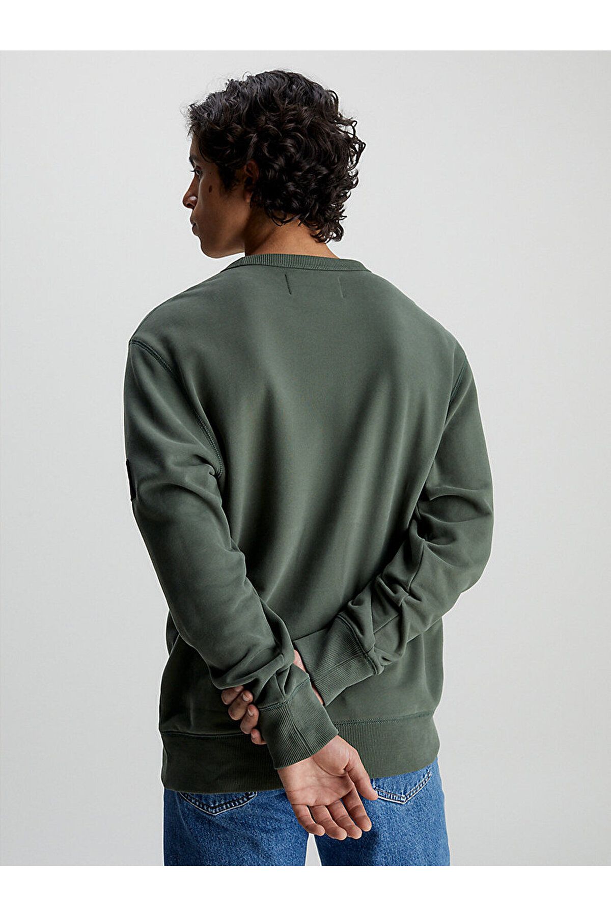 سویشرت سبز مردانه آستین بلند با یقه گرد ورود به سیستم و پیراهن J30J323426 LLP Calvin Klein