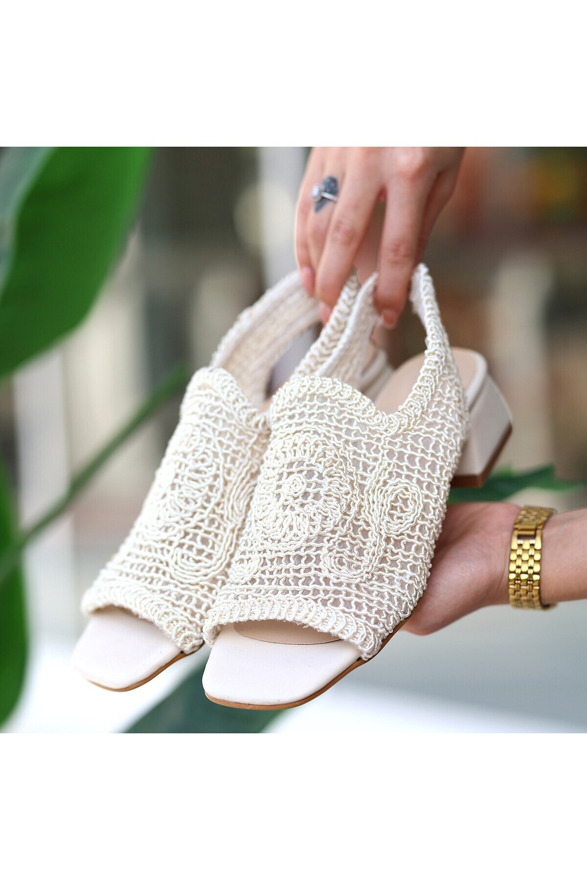 D nna Bej Örgü Topuklu Ayakkabı