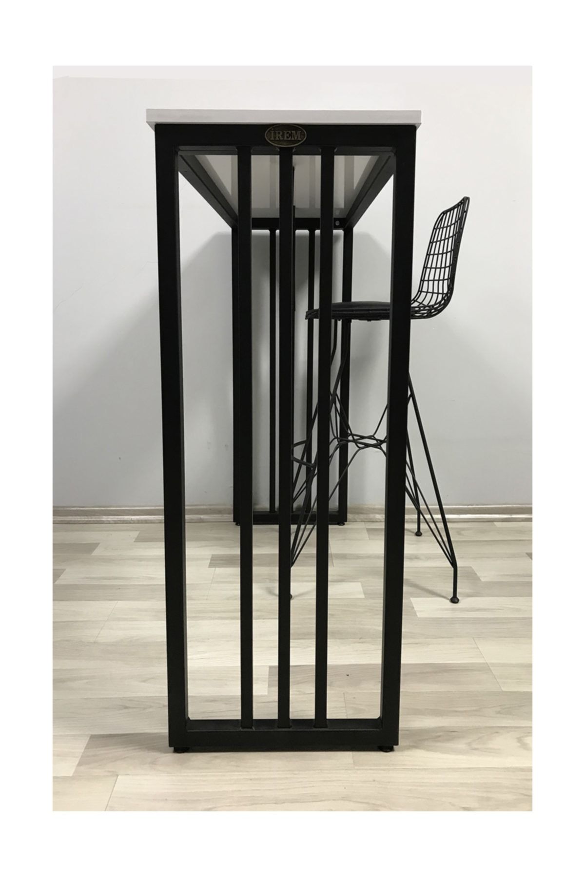 Bar Tipi Masa Metal Ayaklı Masa