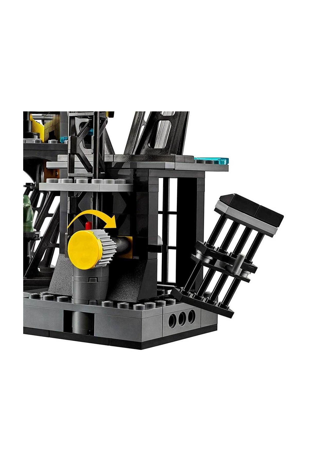 بازی نقشمحور «اشغالکننده» بتکیوِ کلیفیس از دیسی کامیکس سوپر هیروز