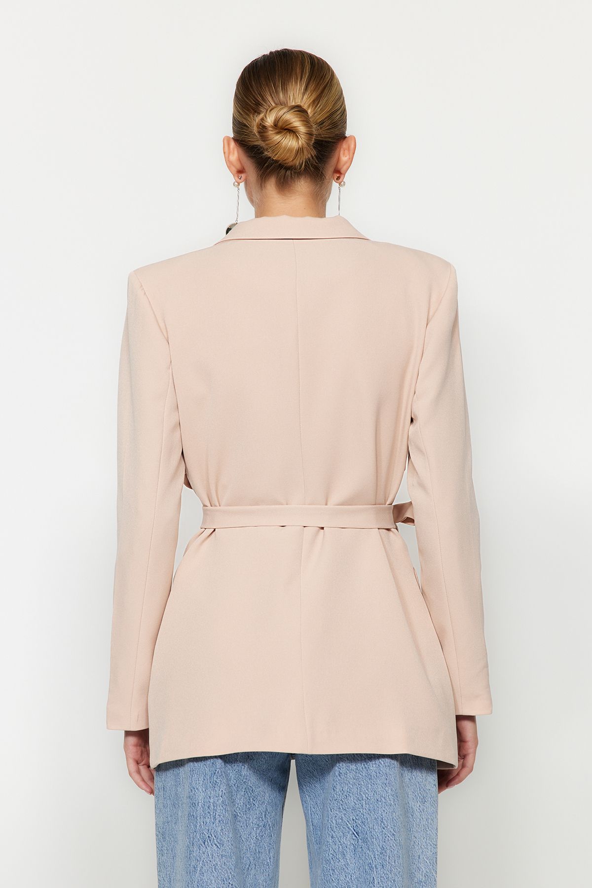 Trendyol Collection-Gewebte Blazerjacke mit normalem Futter in Stein TWOAW21CE0320 6