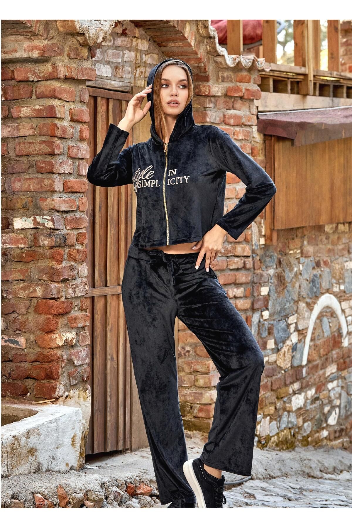 Victoria secret deals sweatsuit set
