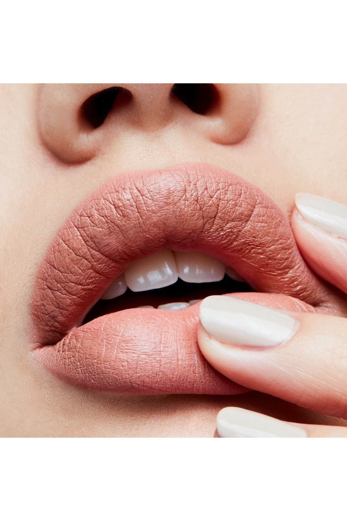 M.A.C-Yash Lipstick - 3 Grams High Chromium Fabric 4