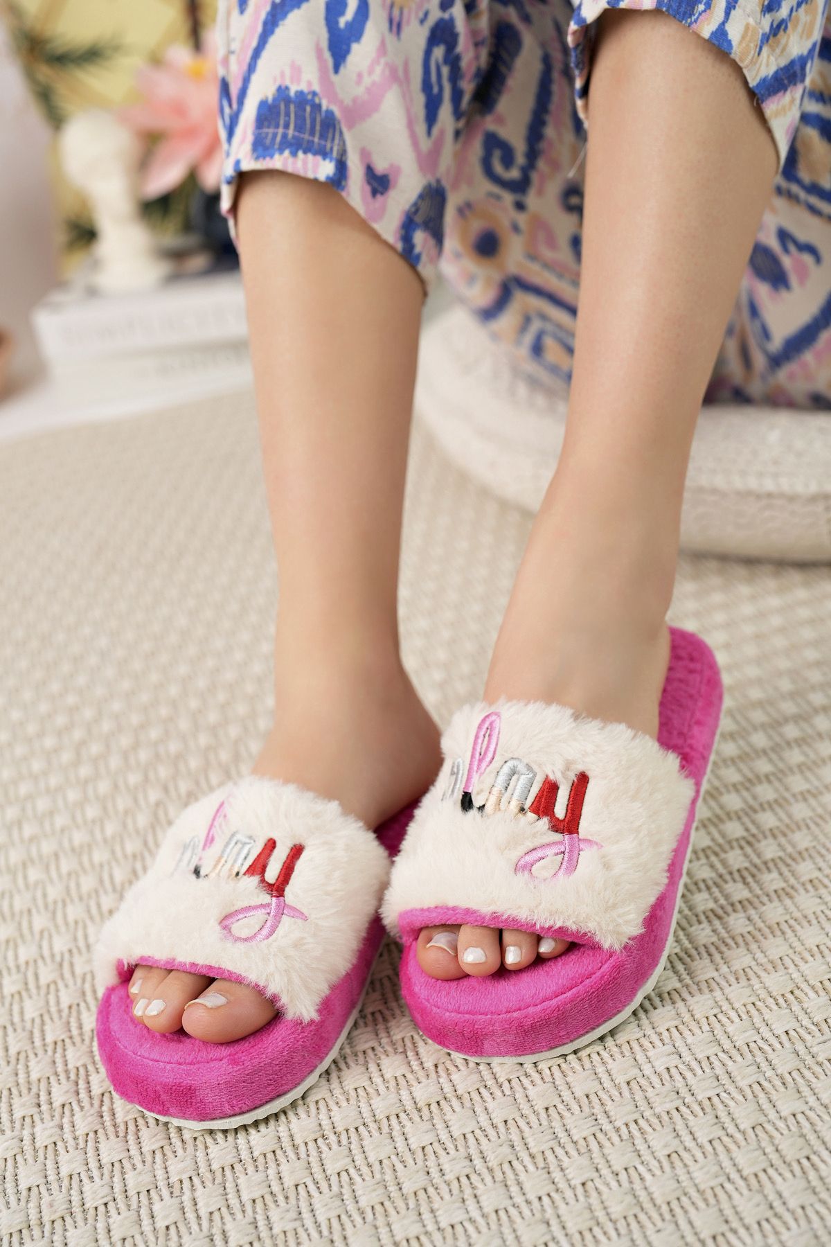 Home slippers for shop ladies