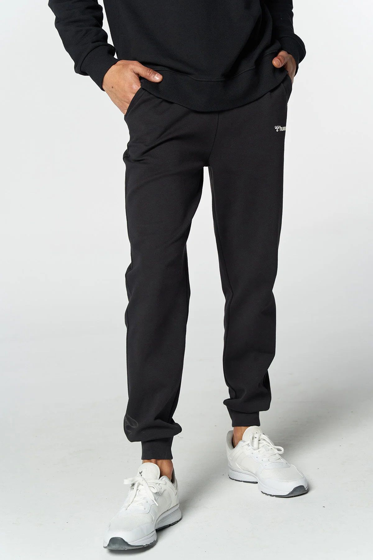 Skinny leg sweatpants mens discount