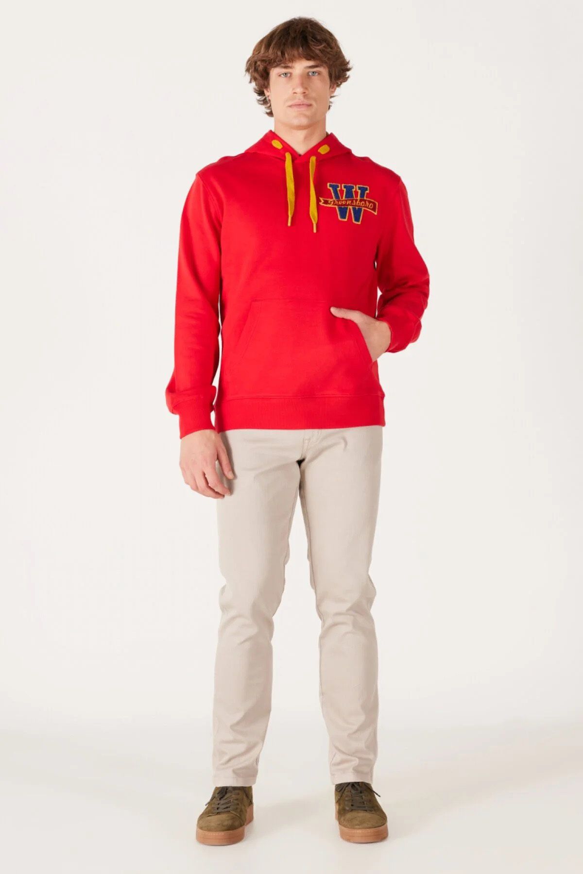 سویشرت قرمز مردانه پنبه به طور منظم متناسب با کلاه عرق W232238X2G Wrangler