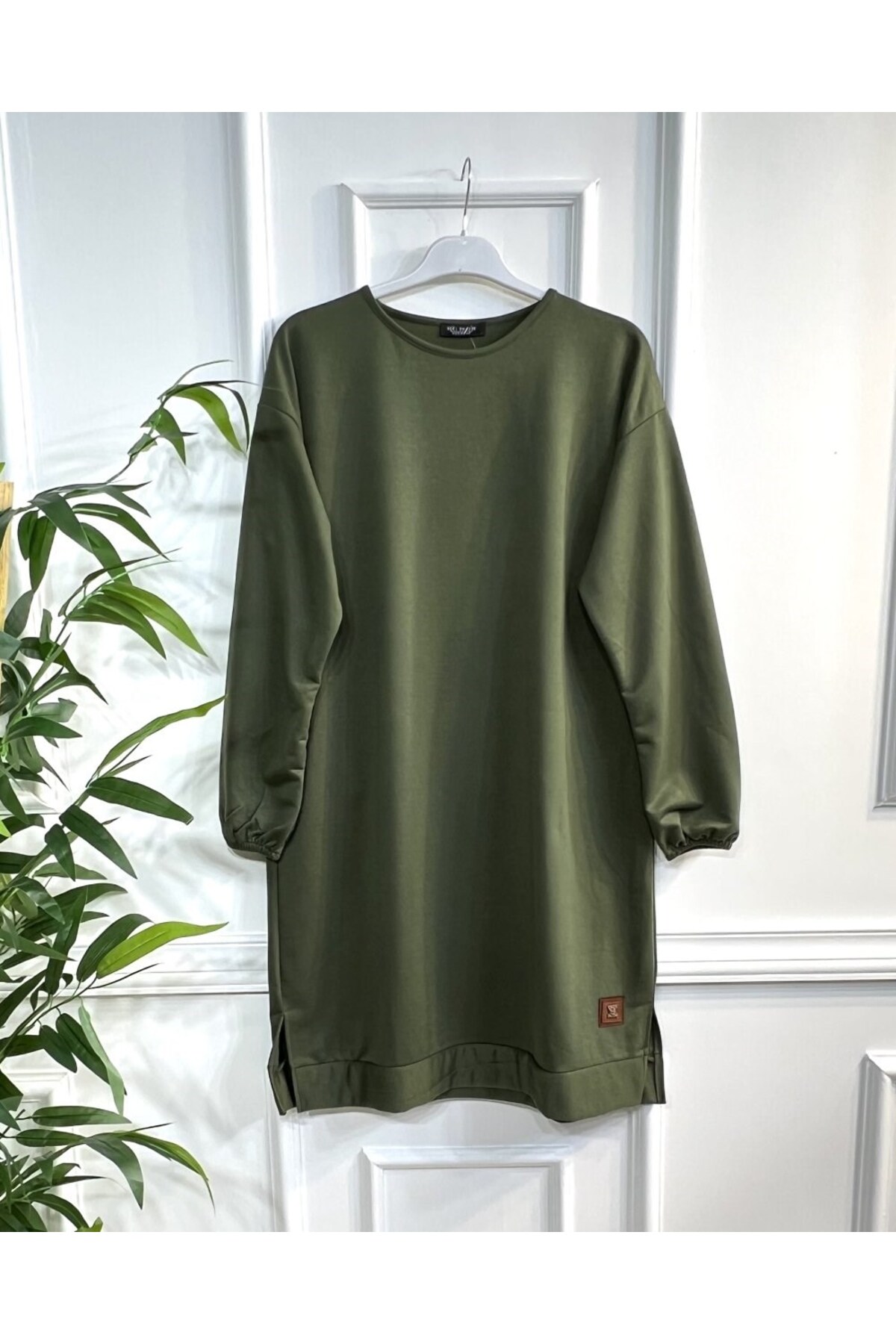 Aşkı Endam Derin Arma Detaylı İki İplik Penye Tunik - Haki