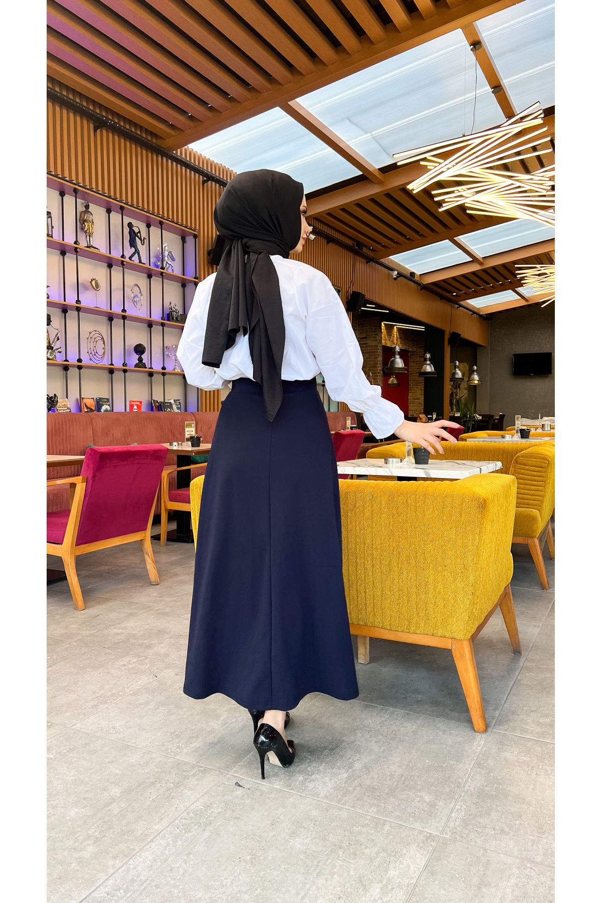 HMT ZEHRA GİYİM حجاب ماکسی قد سایز 36-48 (S-M-L-XL) دامن کرپ چهار فصل اسکوبا با شش دوخت آبی سرمه ای