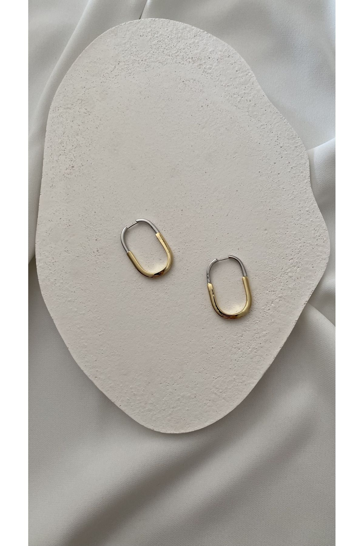 Sister earrings online