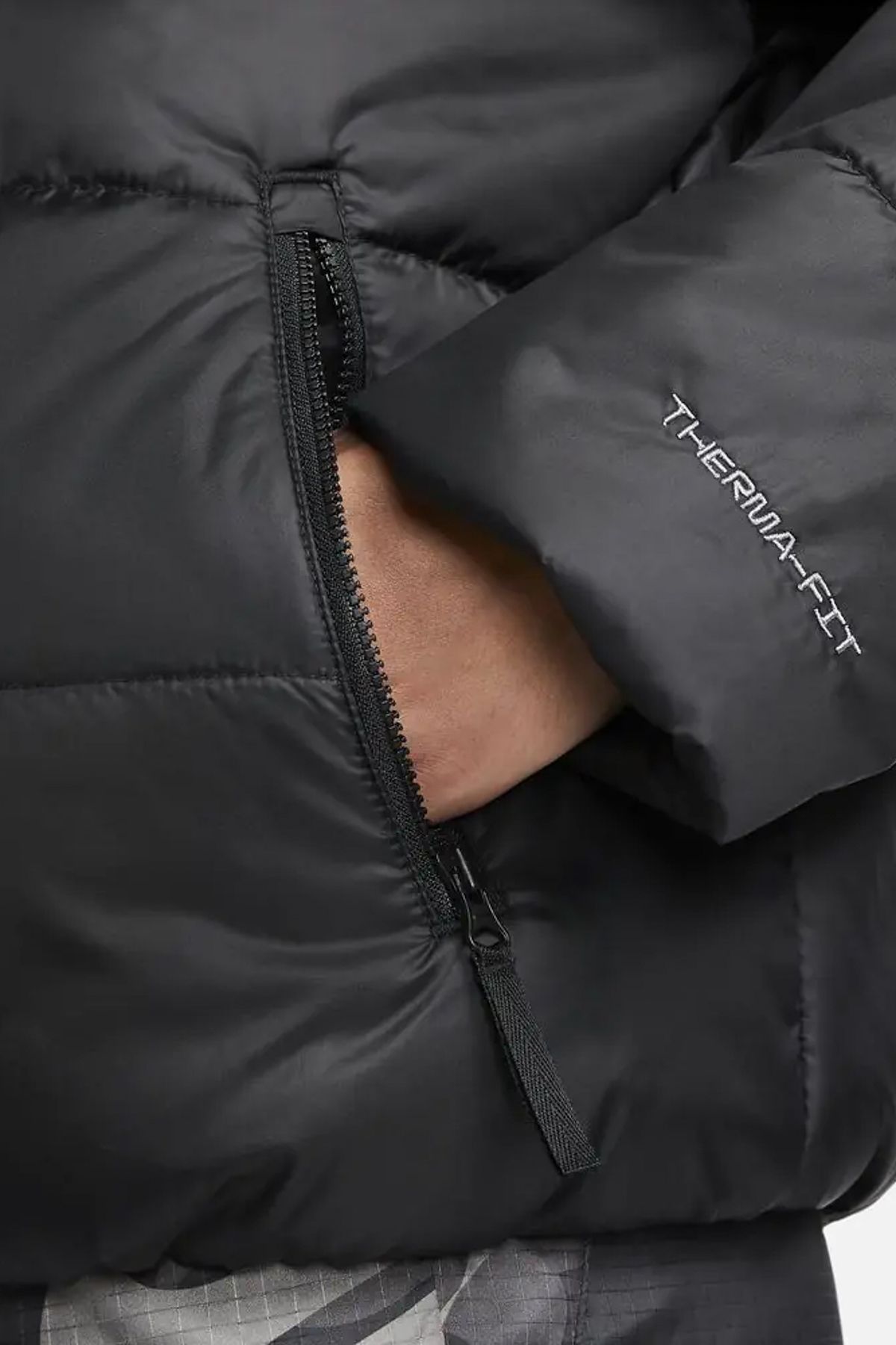 Nike Therma-Fit Kadın Siyah Günlük Stil Ceket DX1797-010