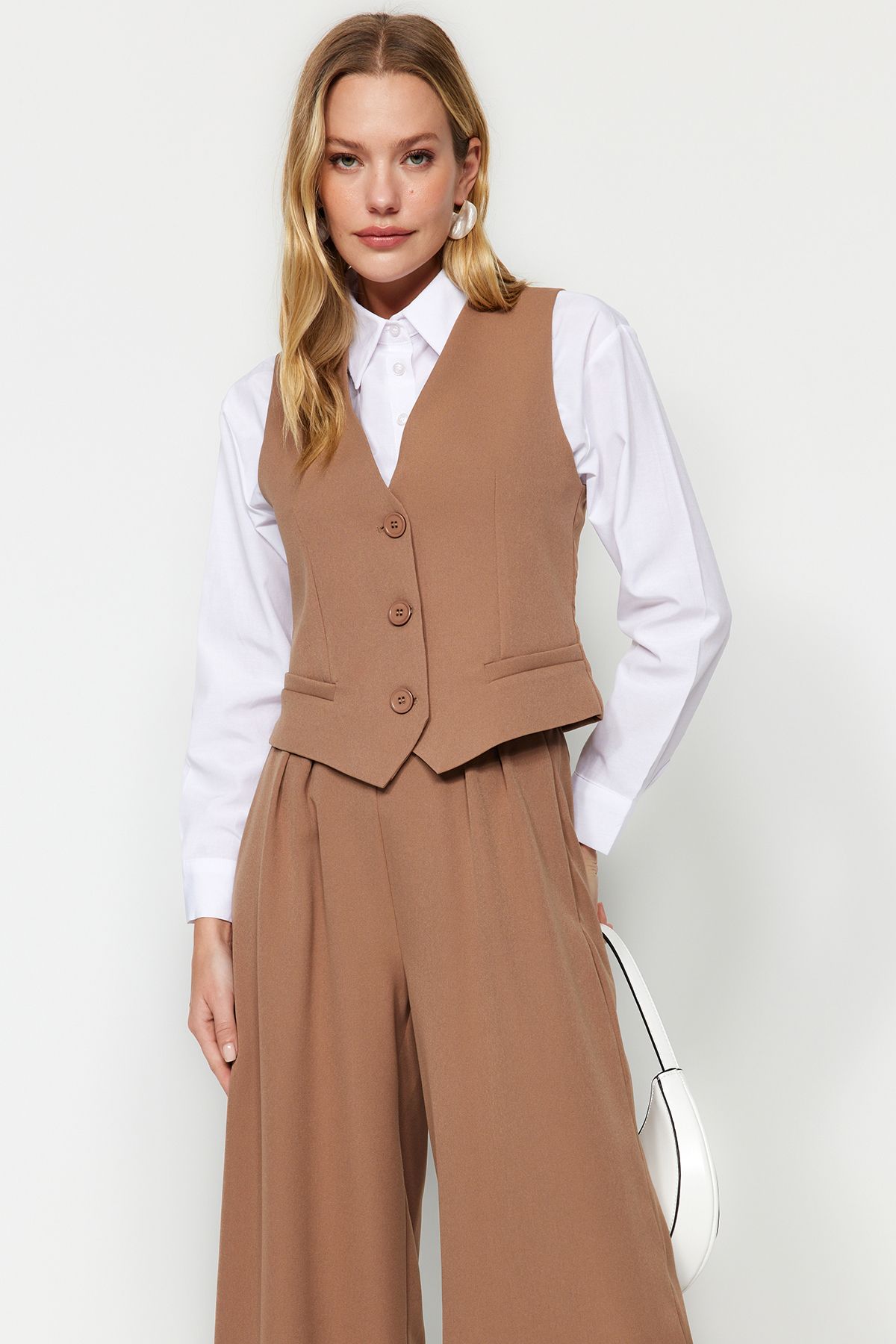 Trendyol Modest-Velbloudí vesta-kalhoty Tkané horní a spodní set TCTAW24US00066 1